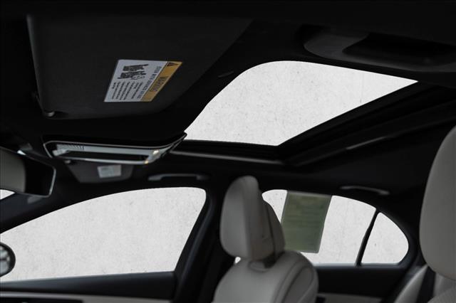 2024 MERCEDES-BENZ C-CLASS - Image 11