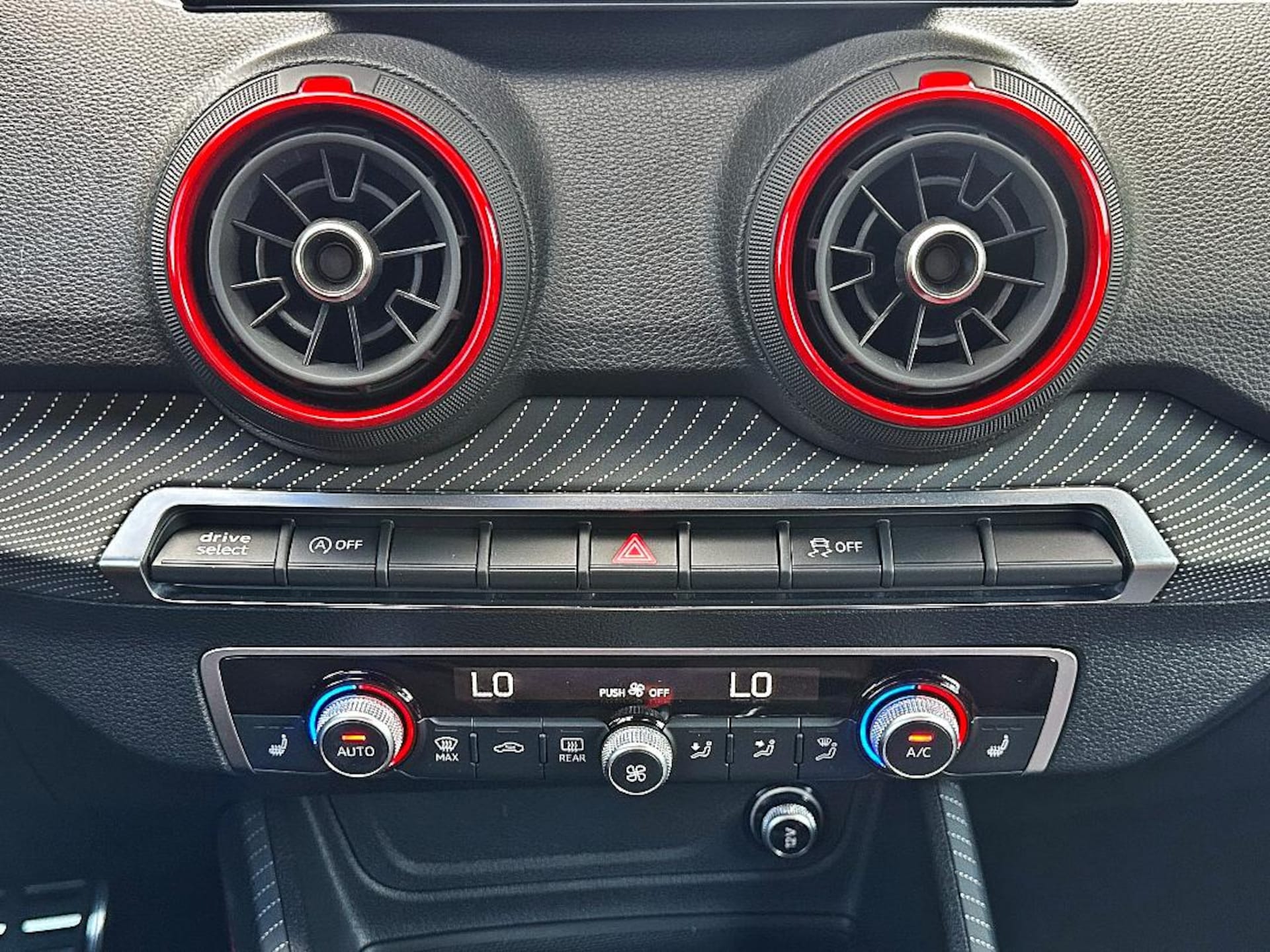 Audi Q2 S line