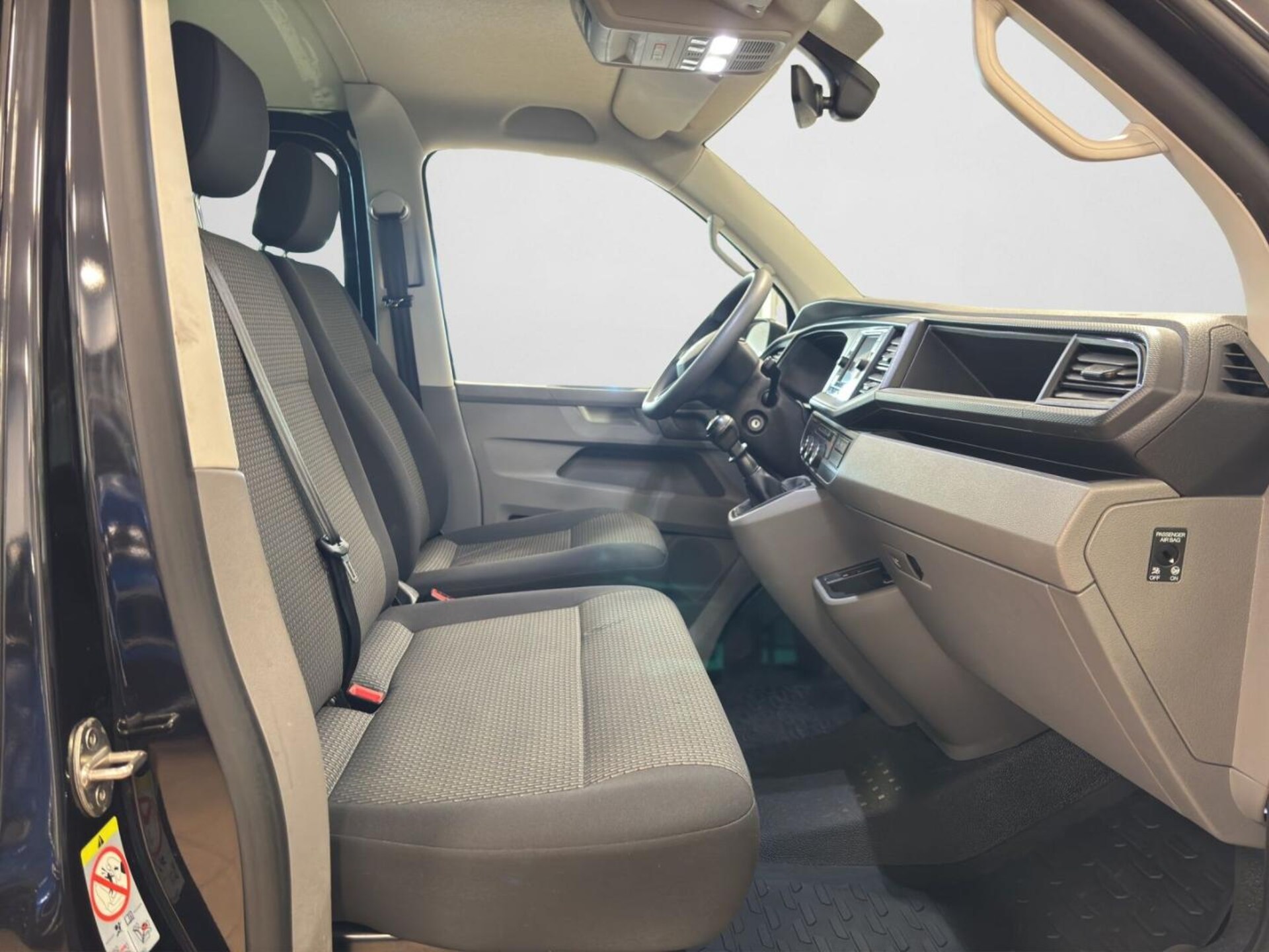 Volkswagen T6.1 Transporter Kombi kurzer Radstand