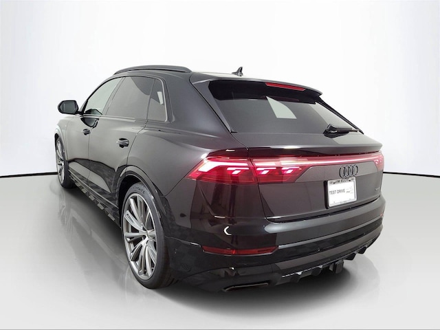 2026 Audi Q8