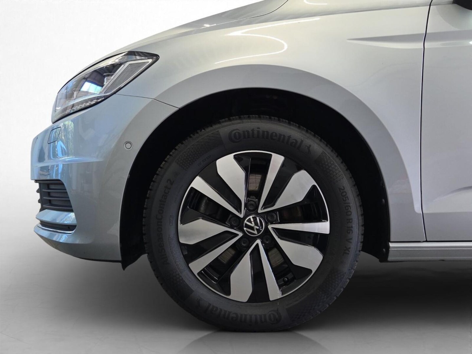 Volkswagen Touran – Bild 14
