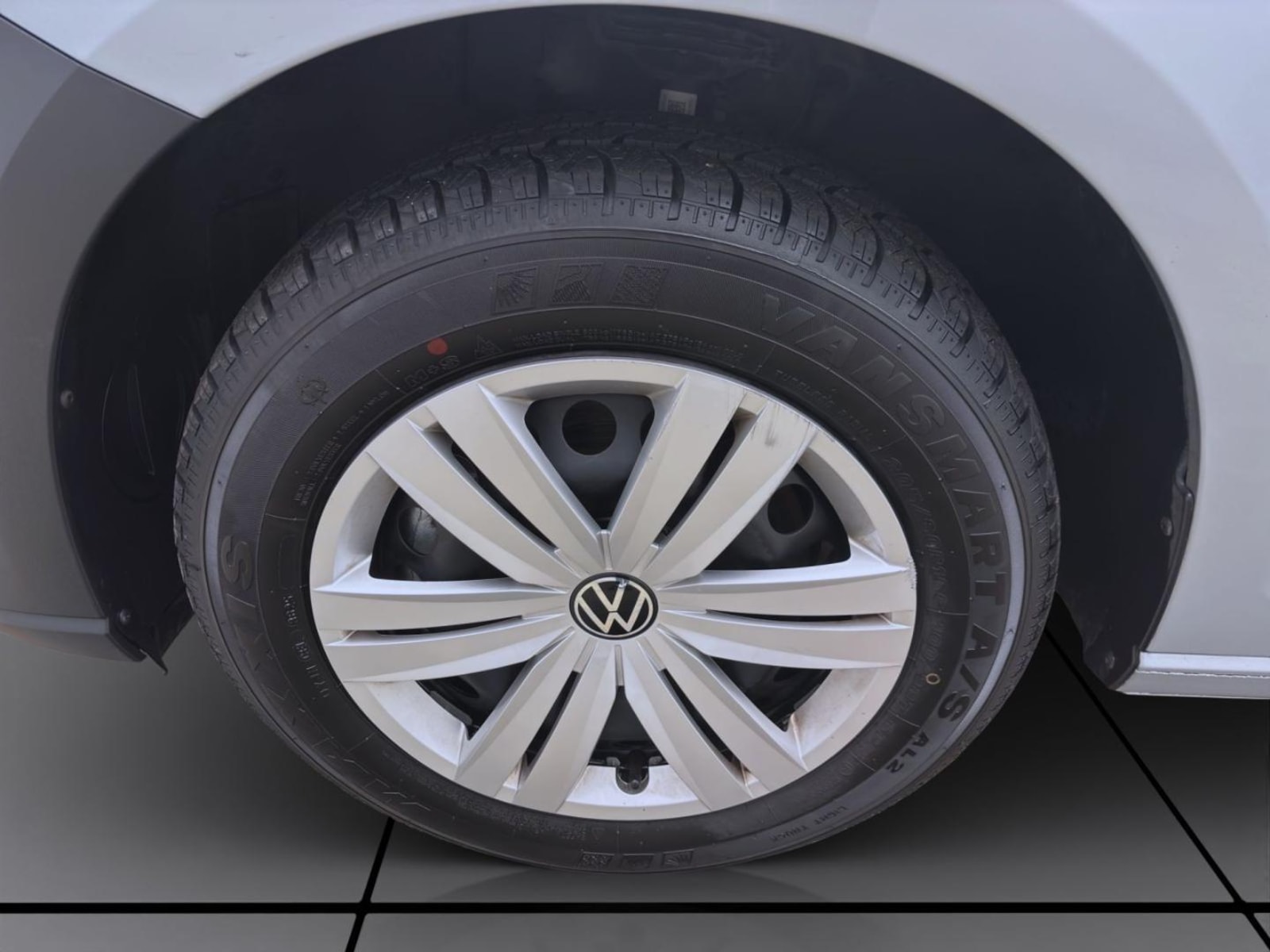 Volkswagen Caddy Maxi Cargo – Bild 8