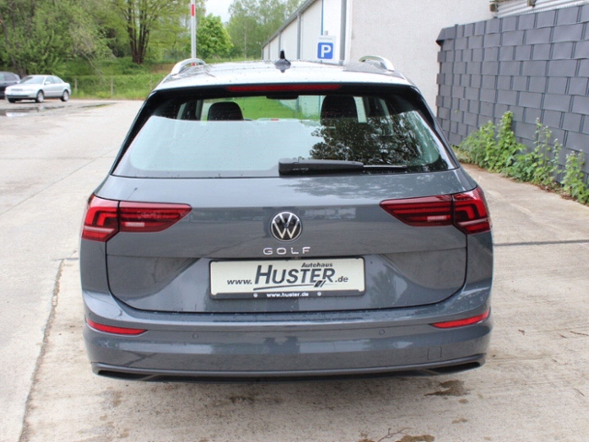 Volkswagen Golf Variant Life