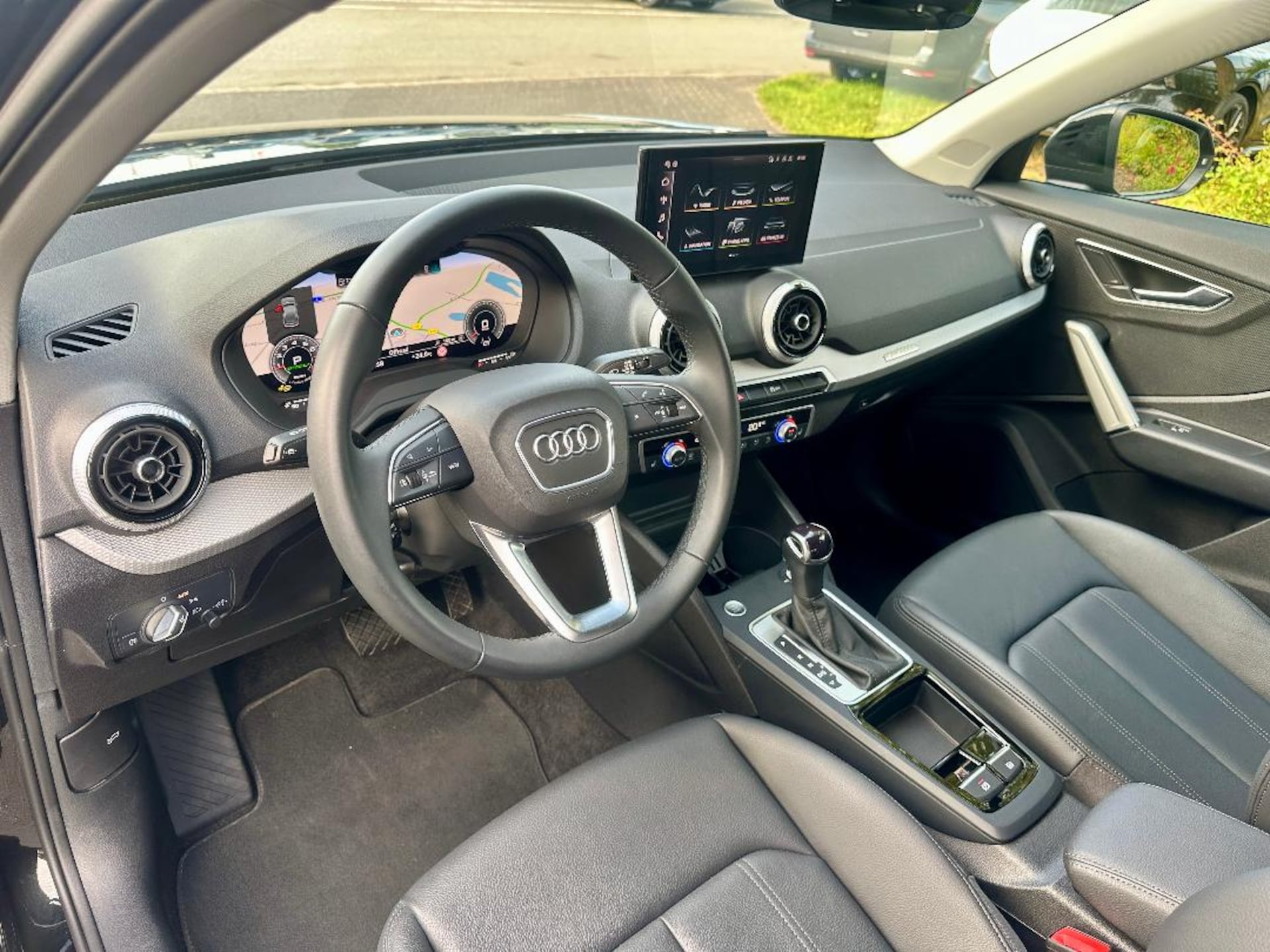 Audi Q2 S line