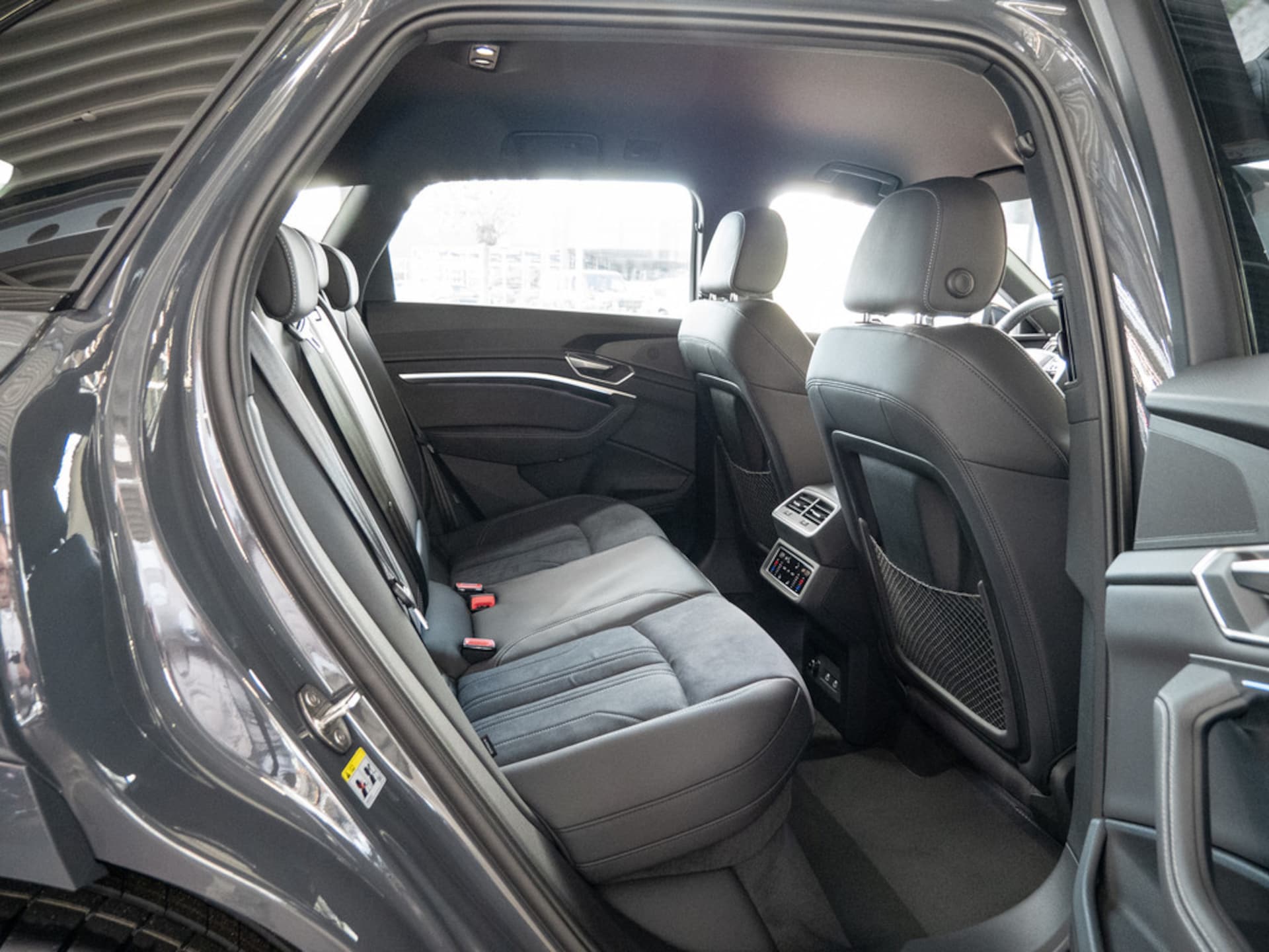Audi Q8 e-tron S line