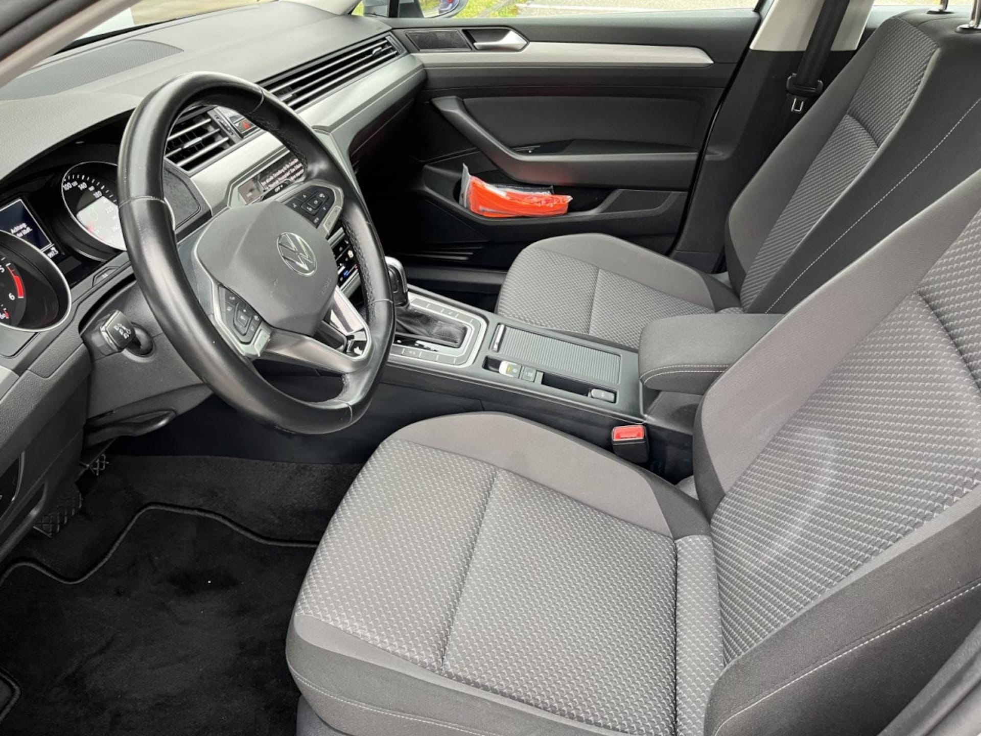 Volkswagen Passat Variant Basis-Modell