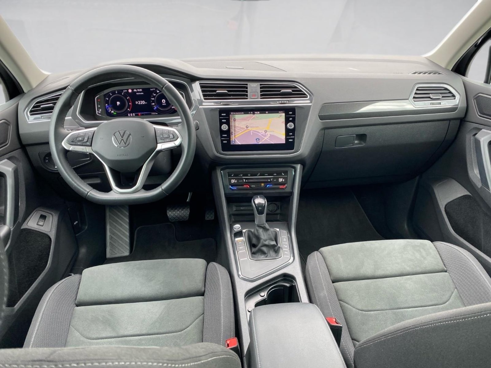 Volkswagen Tiguan – Bild 19