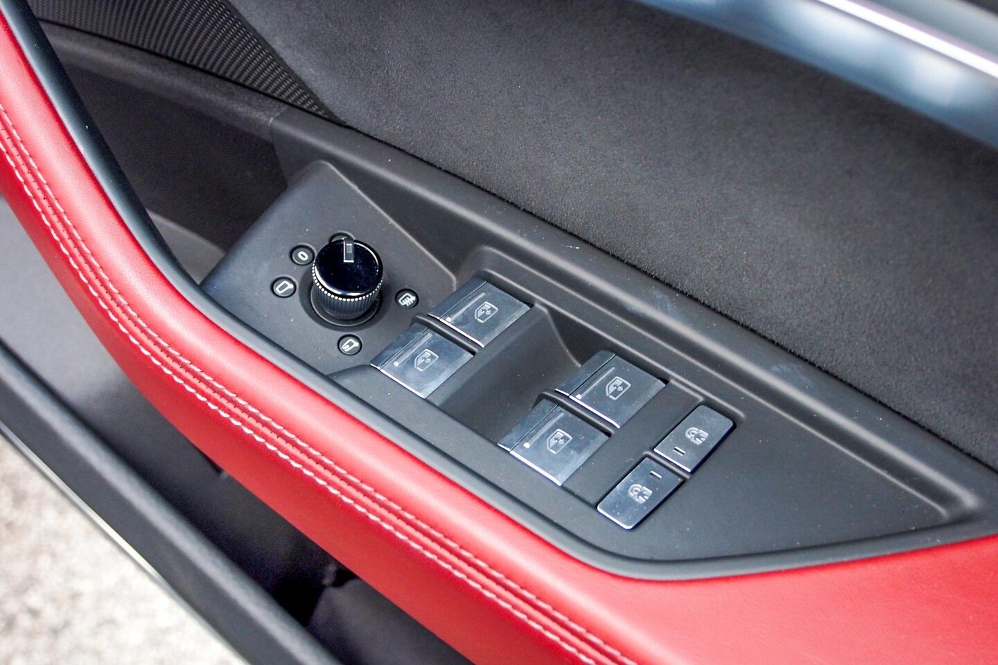 Image about Audi e-tron S Sportback S quattro