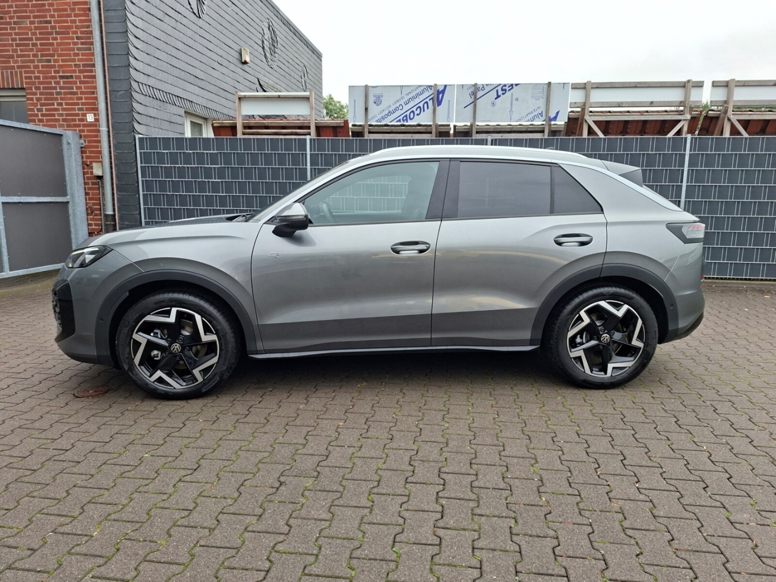 Volkswagen T-Roc – Bild 2