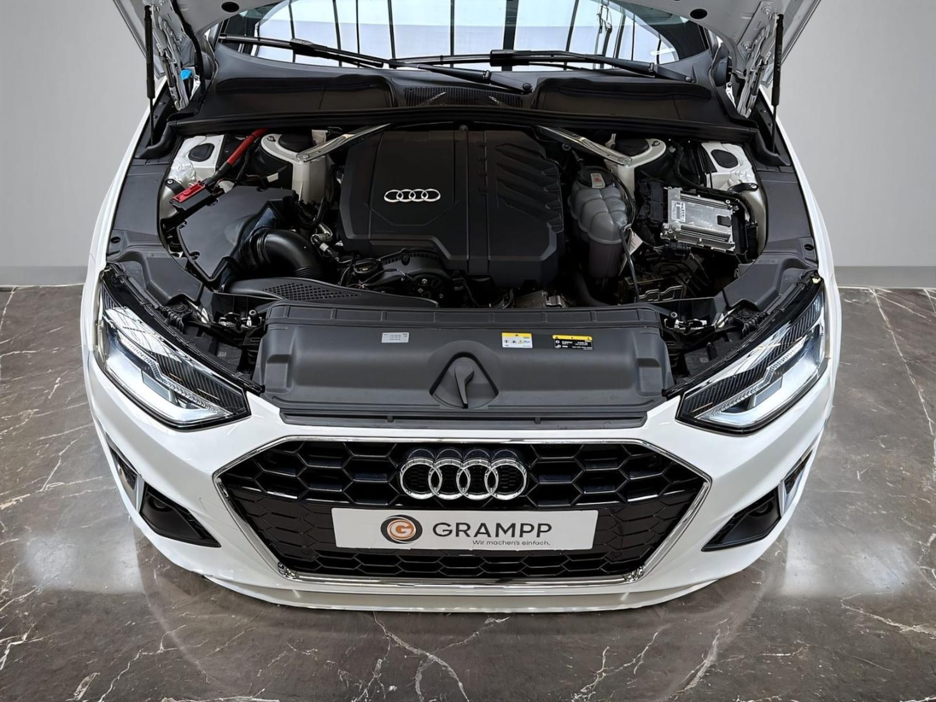 Audi A4 Avant S line