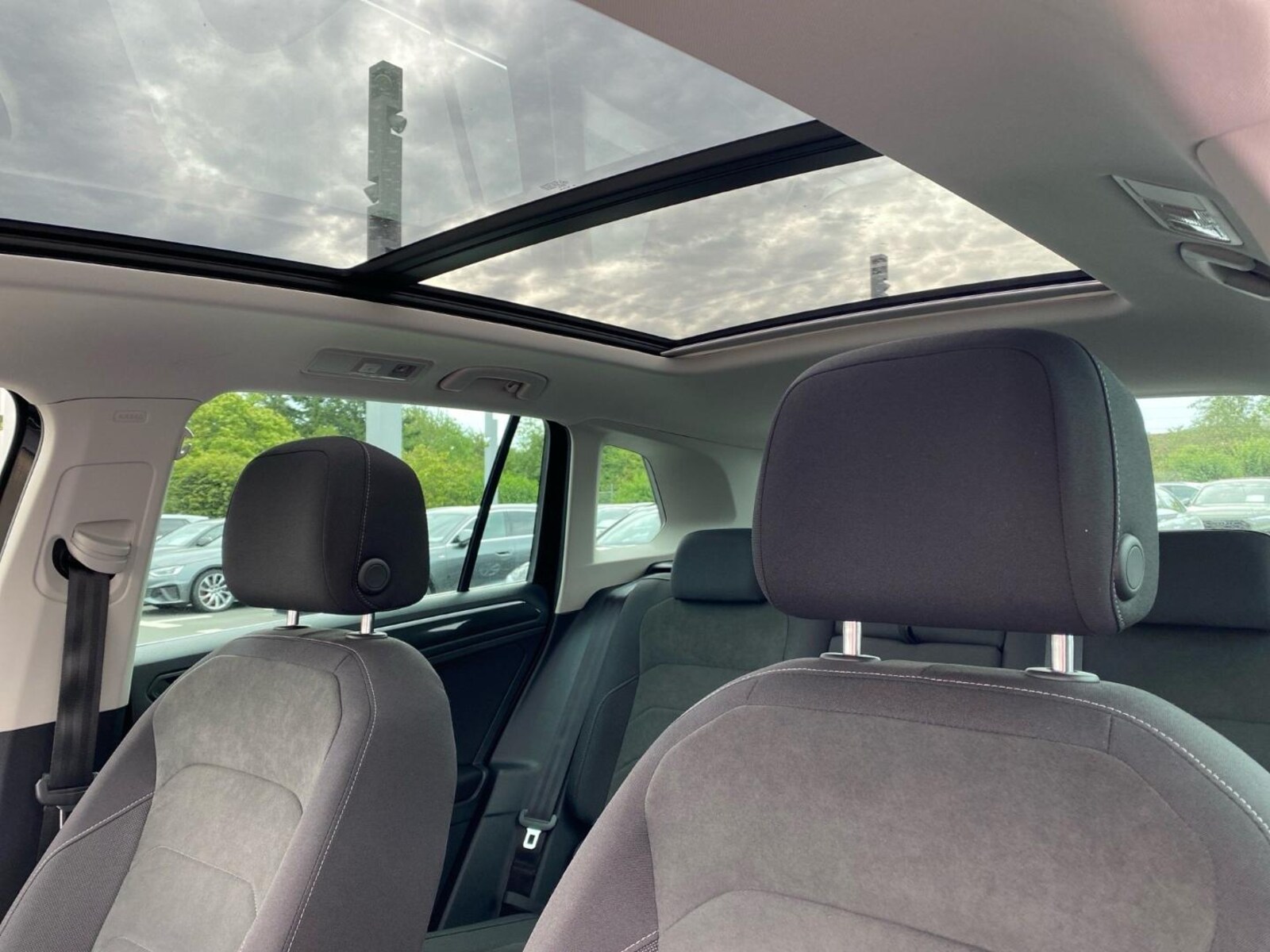 Volkswagen Tiguan – Bild 21