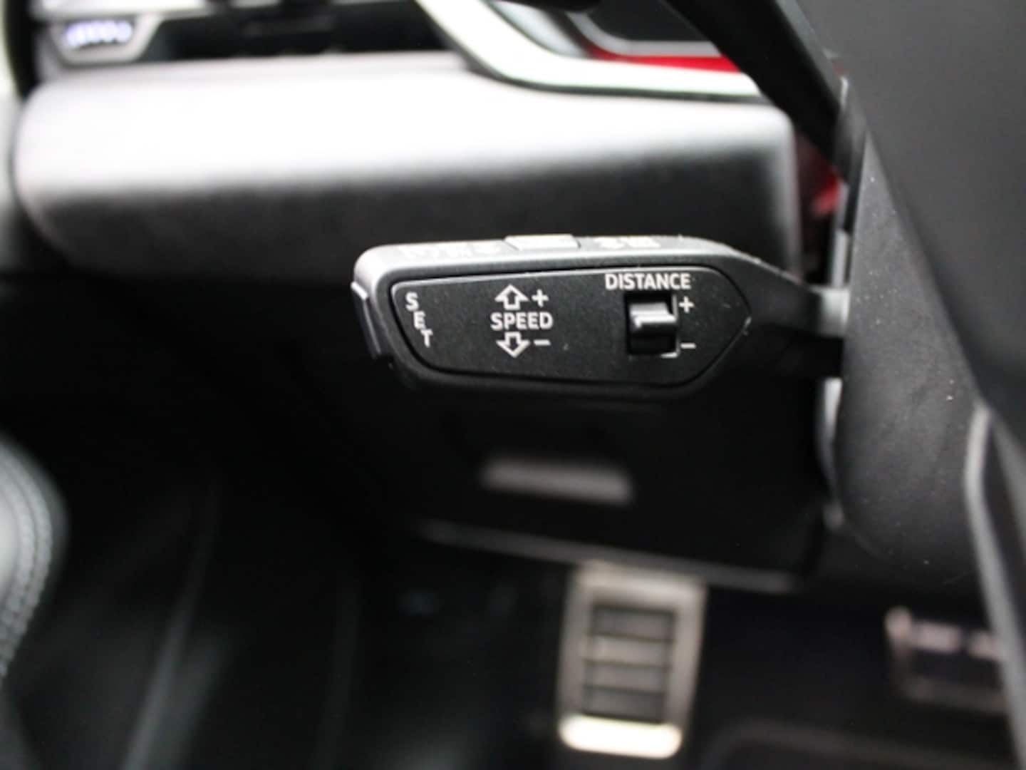 Bild über Audi A6 allroad TDI quattro 220 kW S tronic - für weitere Informationen kontaktieren Sie den Audi Partner
