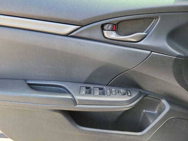 2021 Honda Civic Hatchback Sport - Photo 15