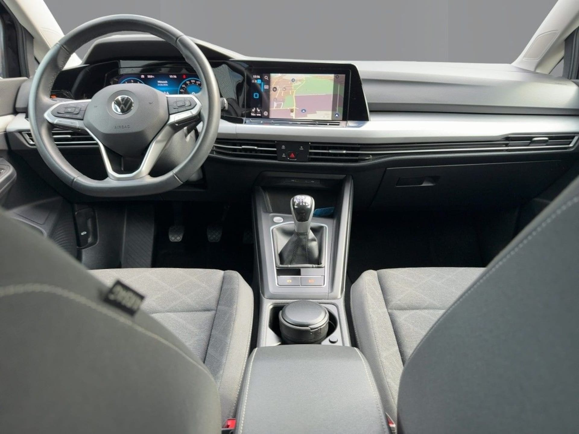 Volkswagen Golf Life