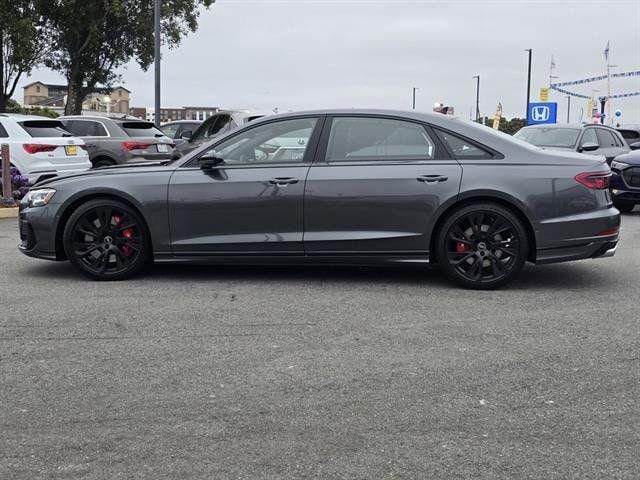 2025 Audi S8 Base - Photo 36