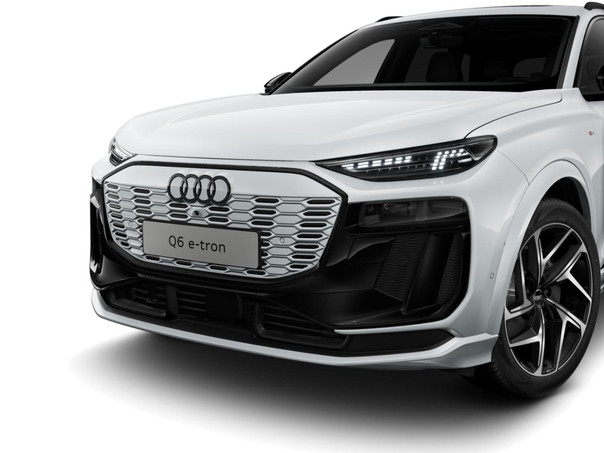 Audi Q6 SUV e-tron