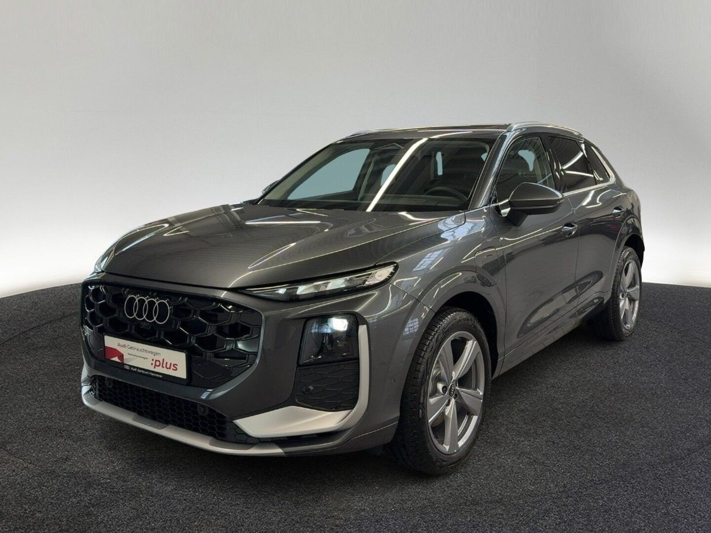 Bild über Audi Q3 SUV e-hybrid e-hybrid 200 kW S tronic - für weitere Informationen kontaktieren Sie den Audi Partner