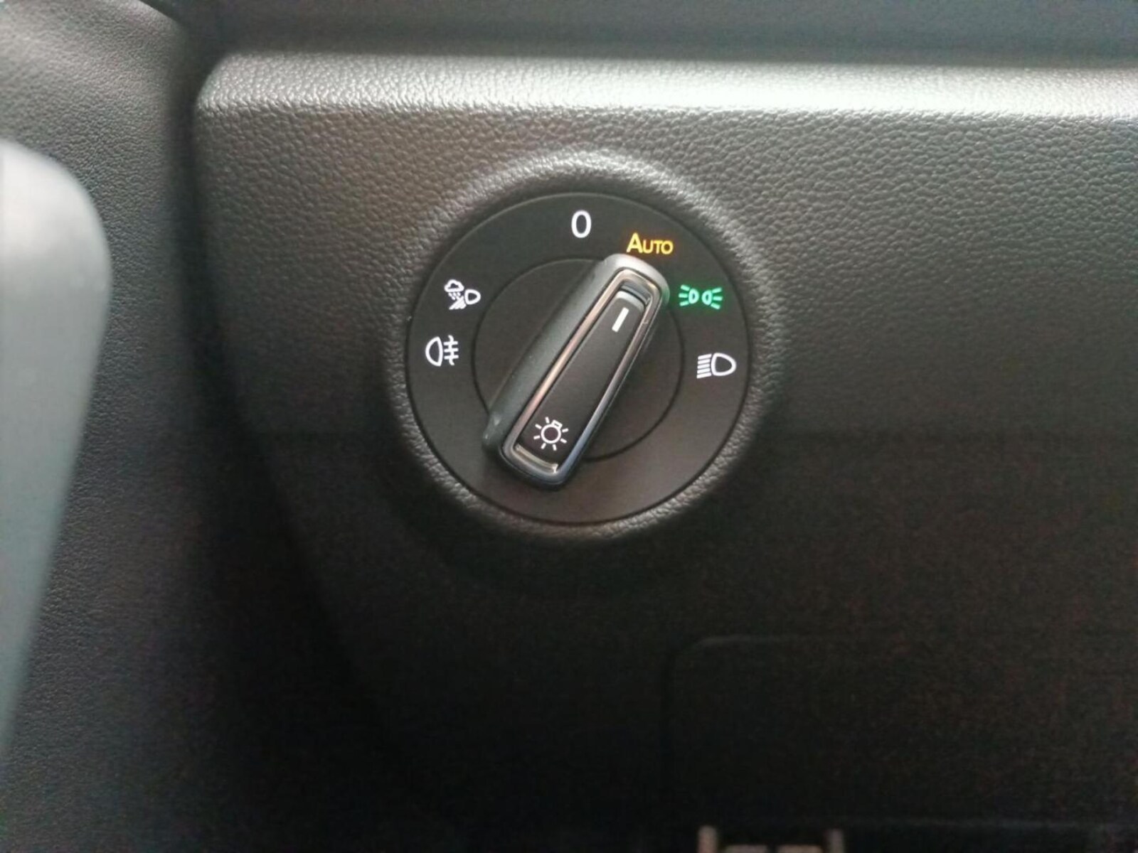 Volkswagen T-Roc – Bild 13