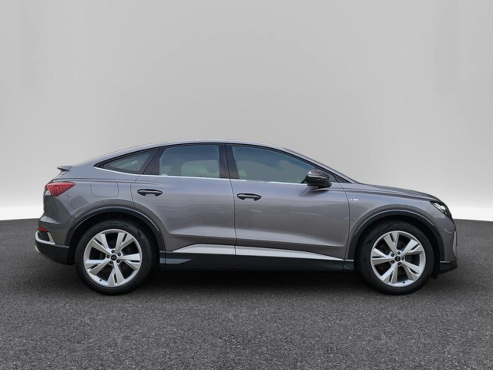 Audi Q4 Sportback e-tron – Bild 8