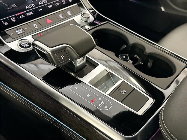 2026 Audi Q7 Premium Plus - Photo 17