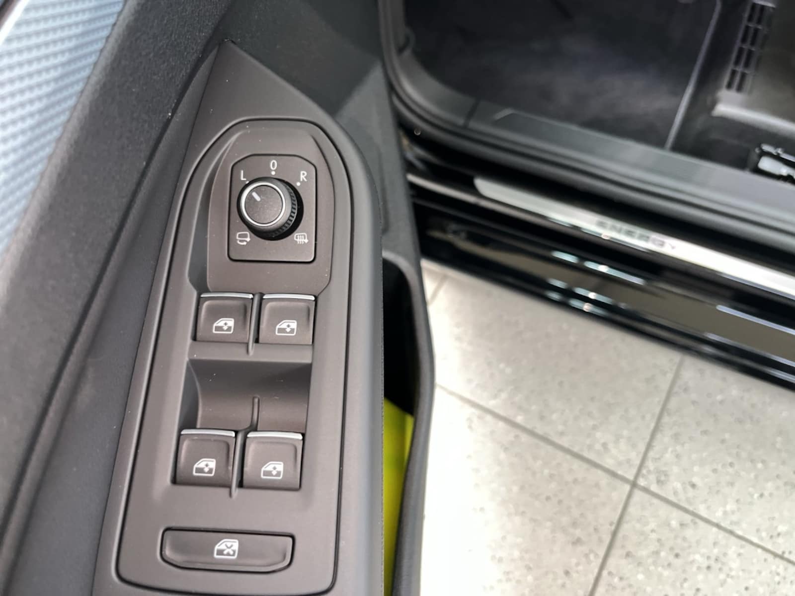 Volkswagen Golf Variant – Bild 10