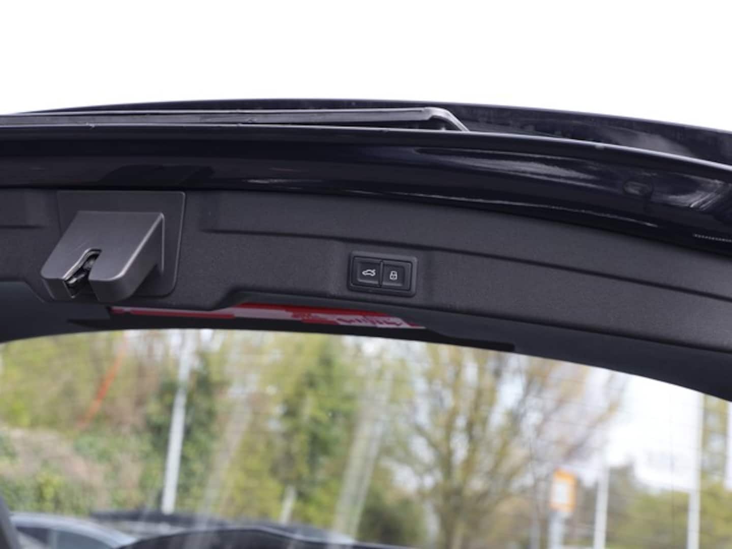 Bild über Audi A6 Avant TDI quattro 150 kW S tronic - für weitere Informationen kontaktieren Sie den Audi Partner