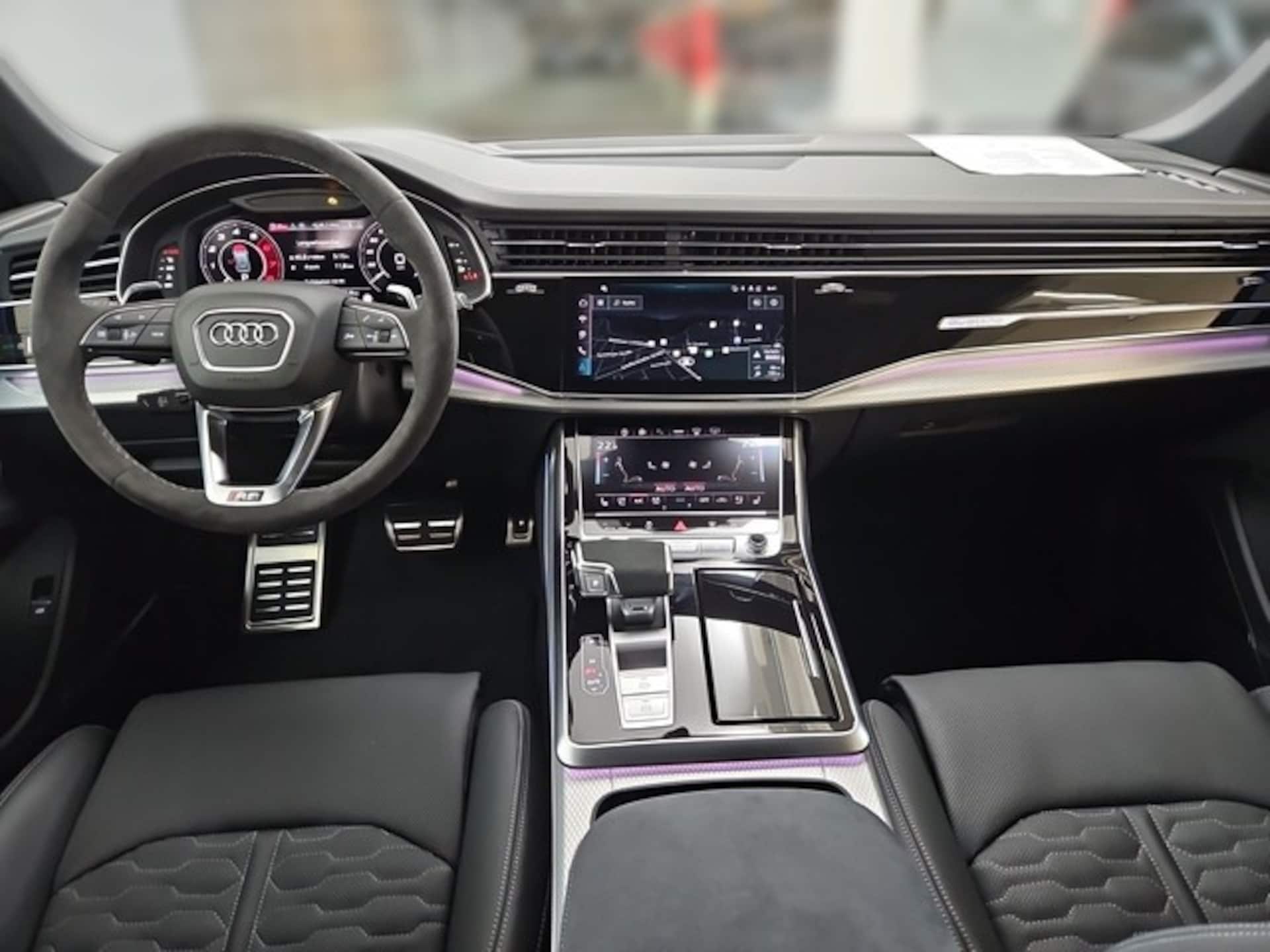 Audi RS Q8 SUV performance
