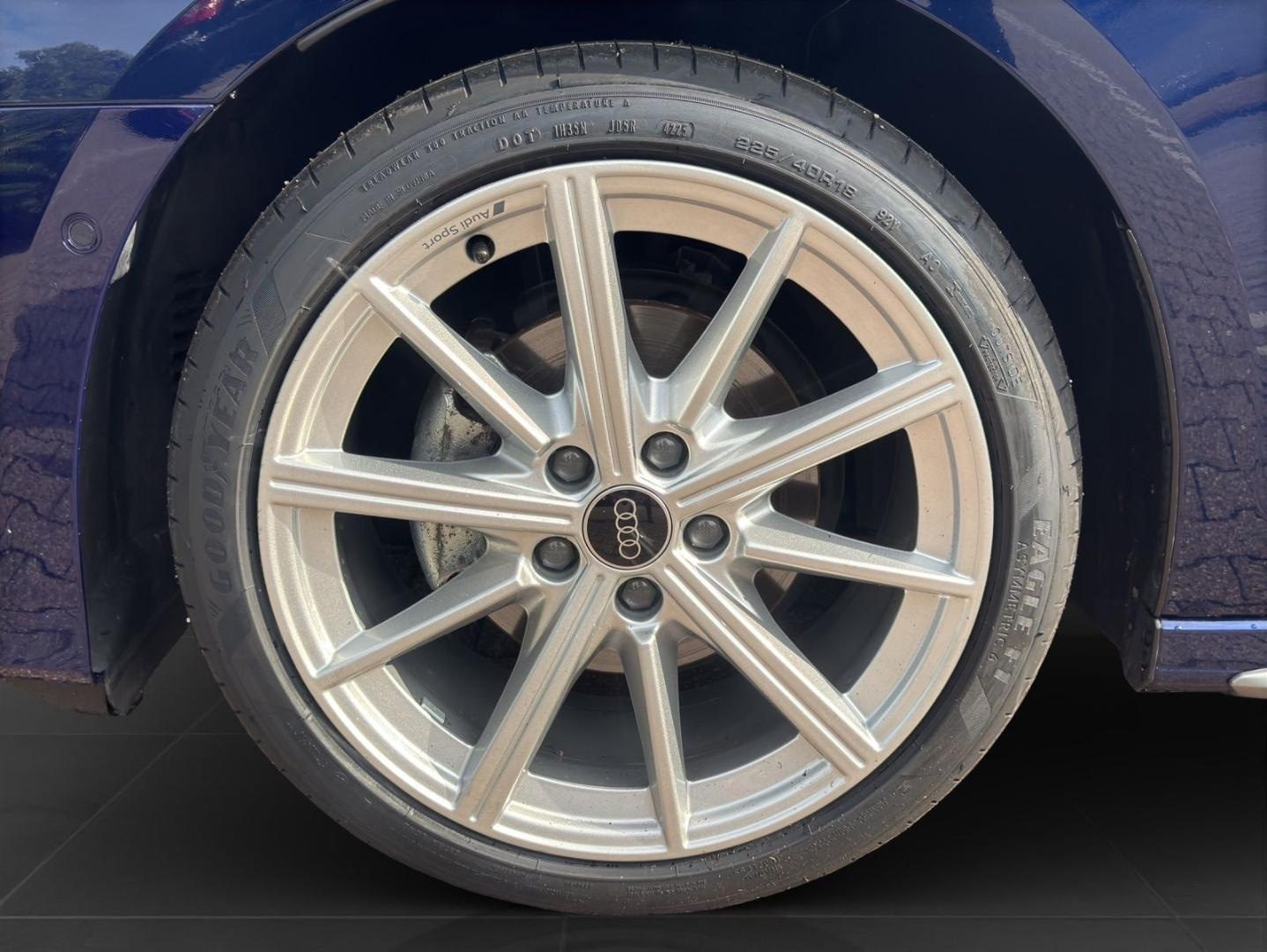 Bild über Audi A3 Sportback TFSI 85 kW S tronic - für weitere Informationen kontaktieren Sie den Audi Partner