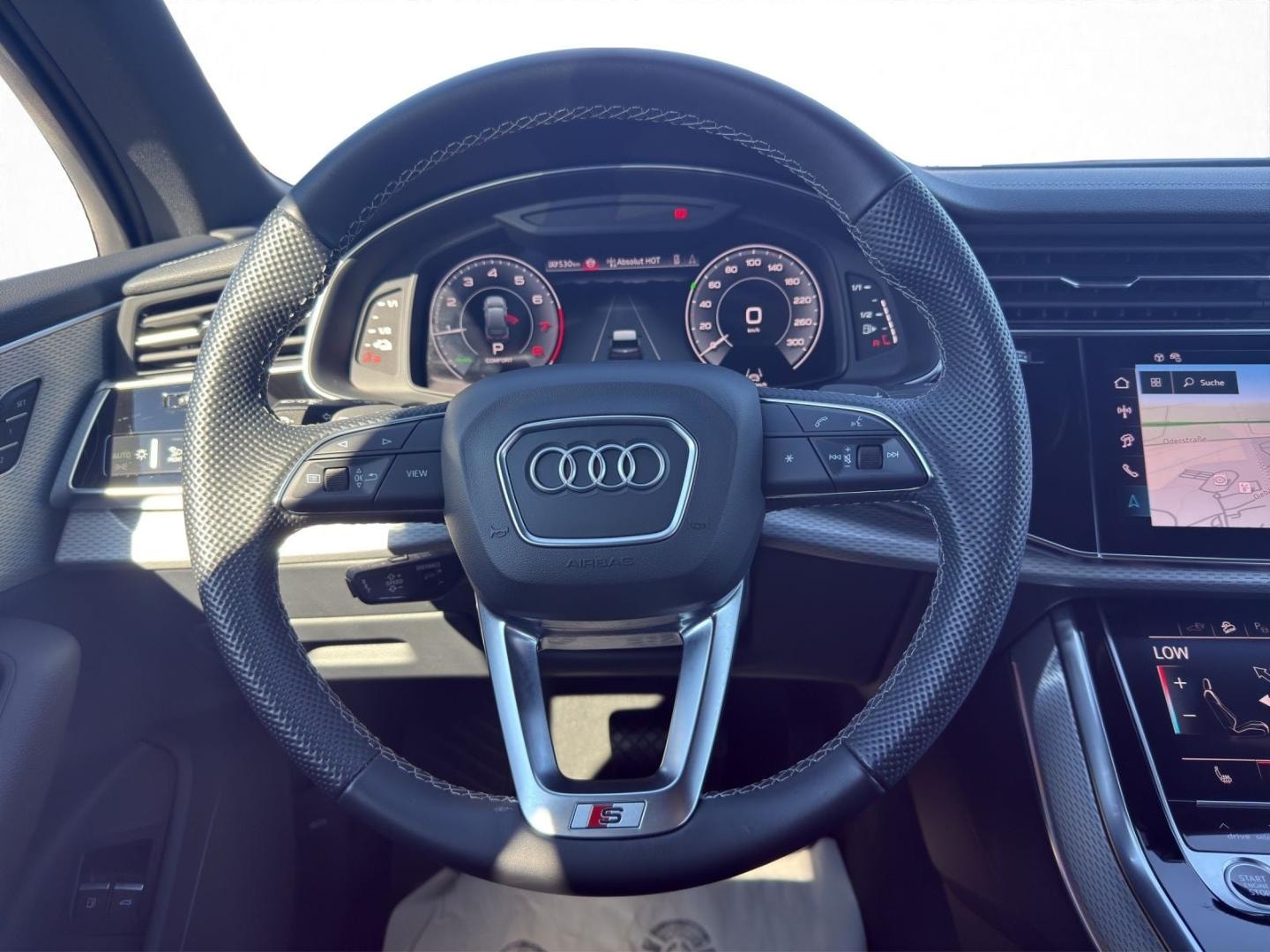 Bild über Audi Q7 SUV TFSI e S line business TFSI e quattro 290 kW tiptronic - für weitere Informationen kontaktieren Sie den Audi Partner