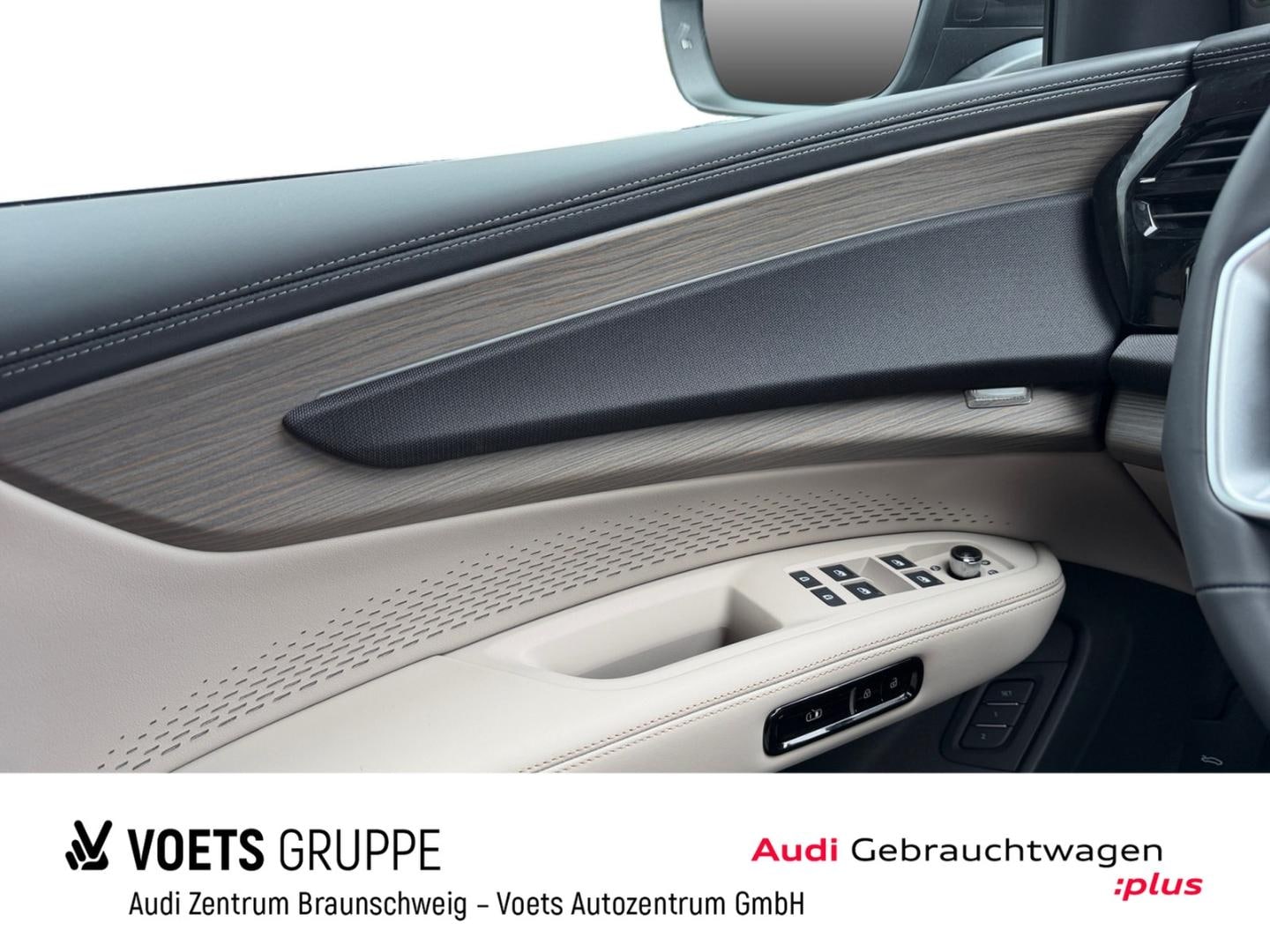 Bild über Audi Q7 SUV TDI quattro 220 kW tiptronic - für weitere Informationen kontaktieren Sie den Audi Partner
