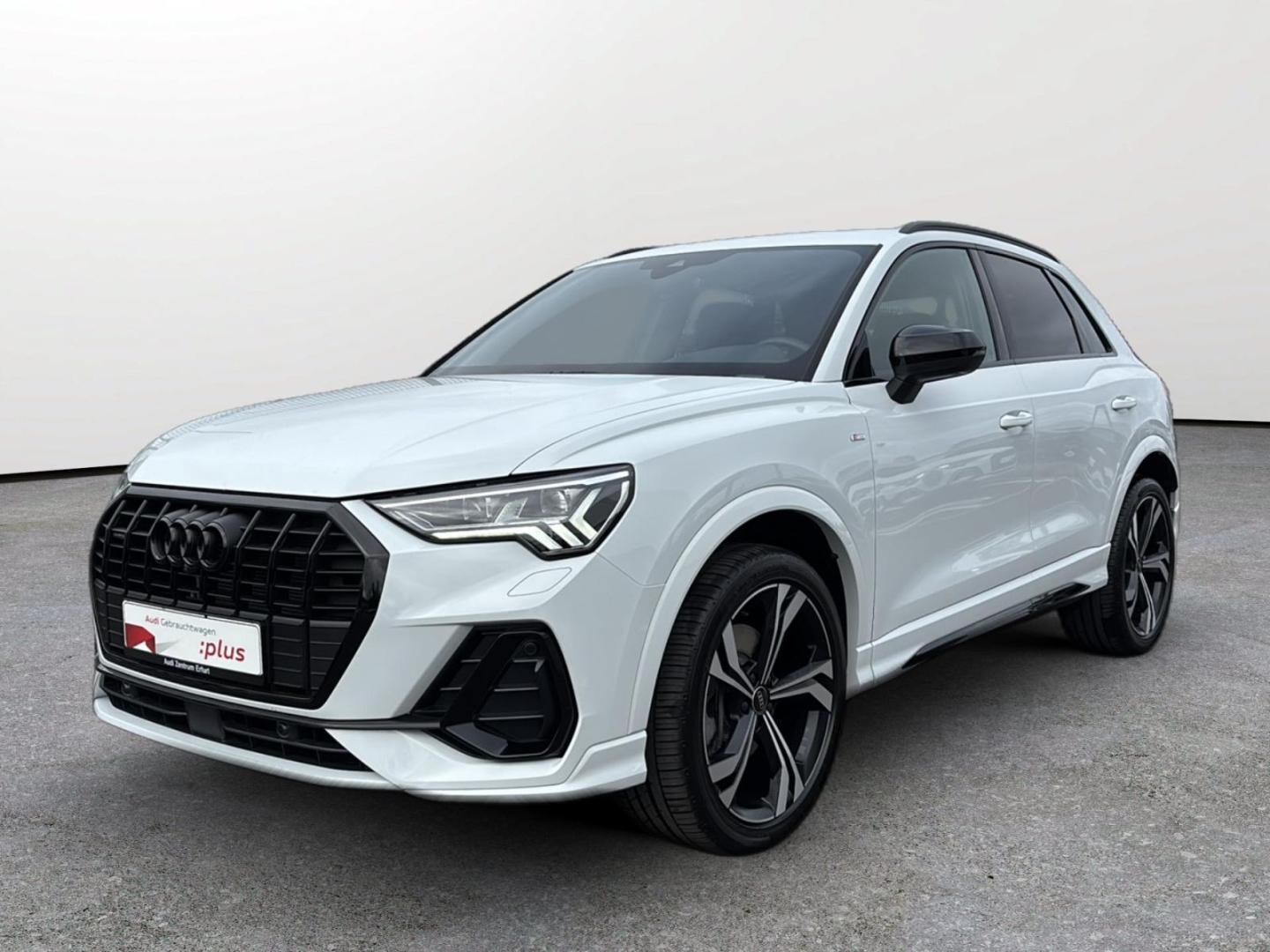 Bild über Audi Q3 TFSI quattro 180 kW S tronic - für weitere Informationen kontaktieren Sie den Audi Partner