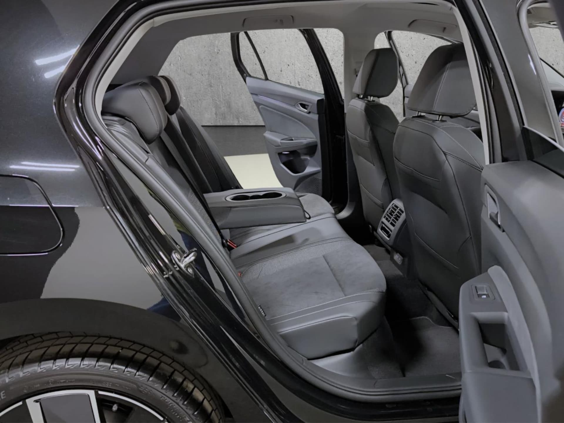 Volkswagen Golf Style