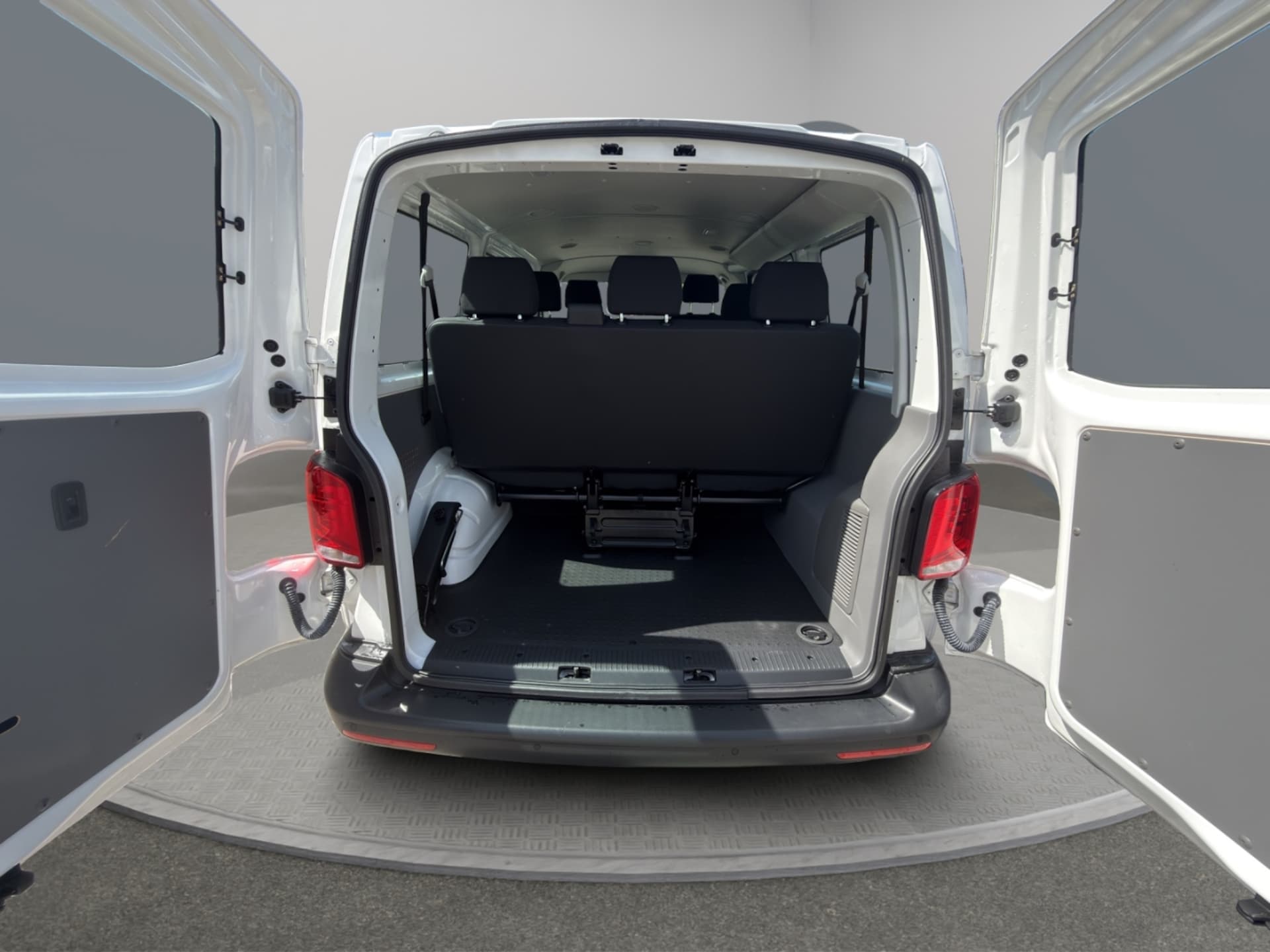 Volkswagen T6.1 Transporter Kombi kurzer Radstand