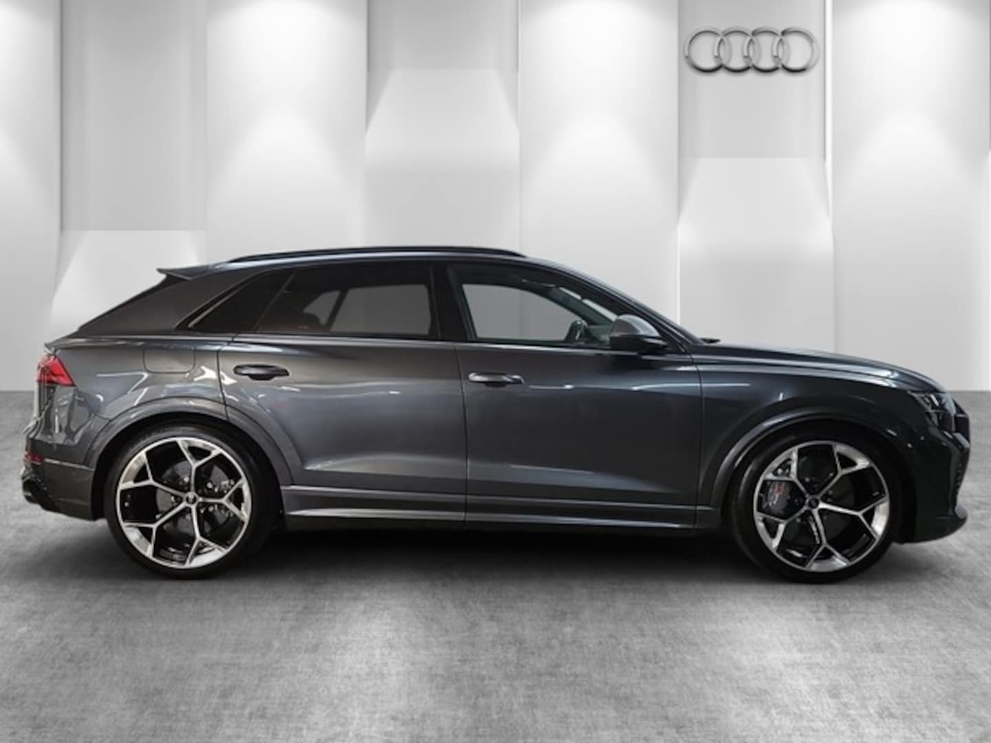 Bild über Audi RS Q8 SUV TFSI quattro 471 kW tiptronic - für weitere Informationen kontaktieren Sie den Audi Partner
