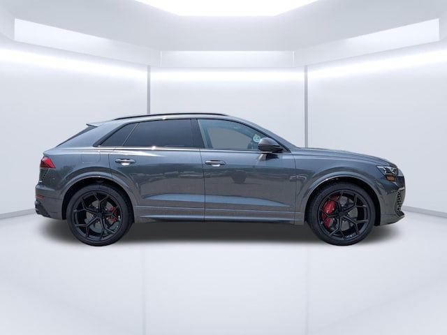 2026 Audi RS Q8 SUV performance