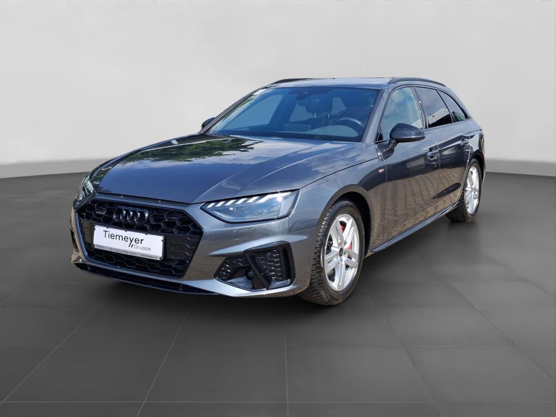 Audi A4 Avant S line