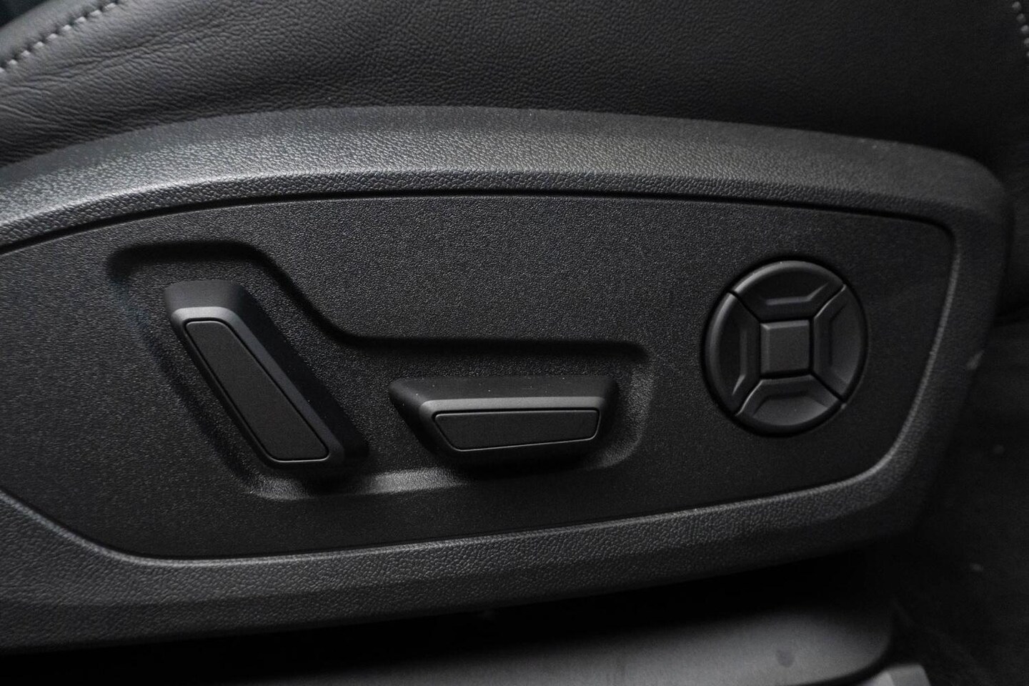 Image about Audi Q4 e-tron 55 e-tron quattro