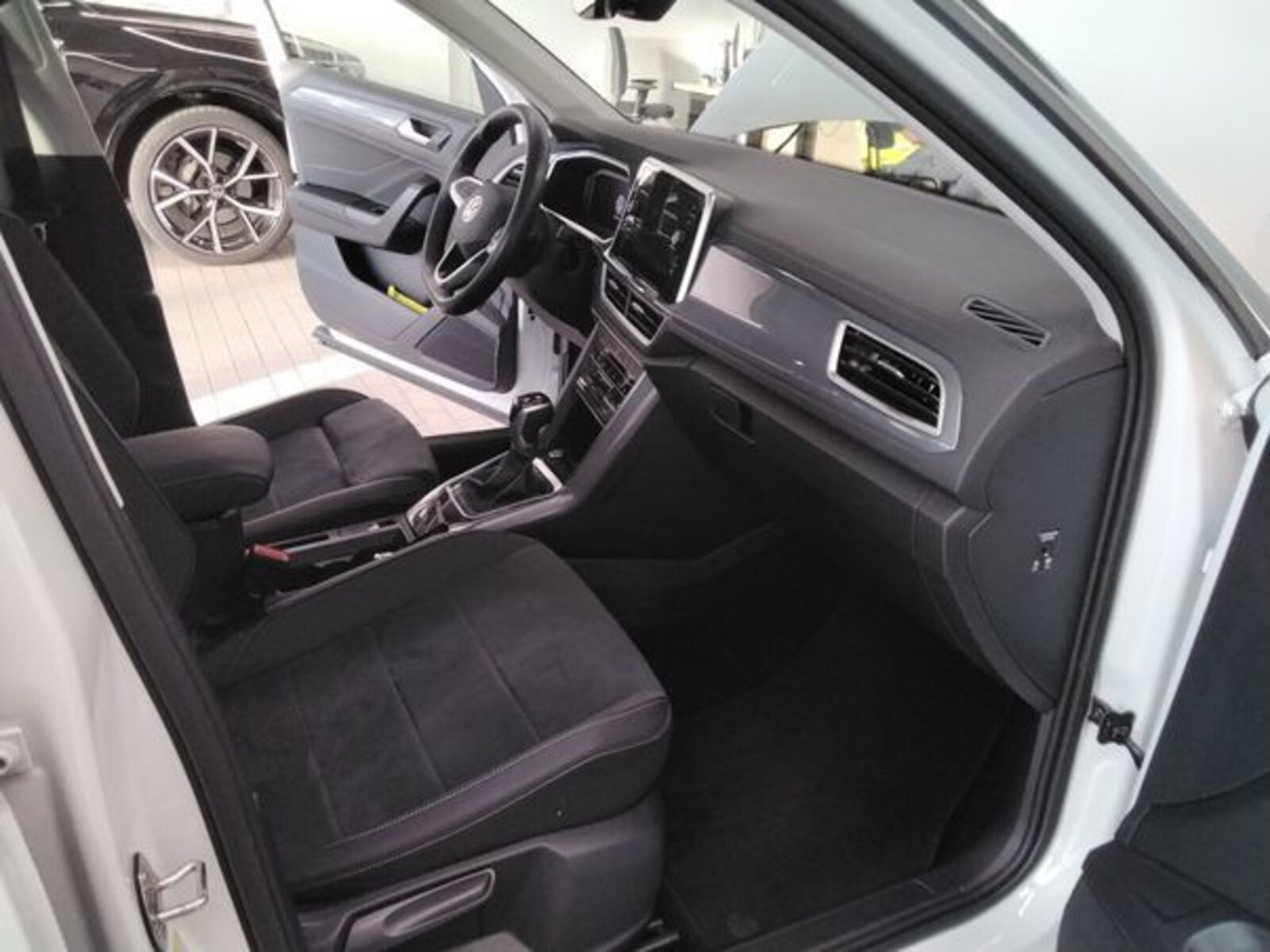 Volkswagen T-Roc – Bild 4