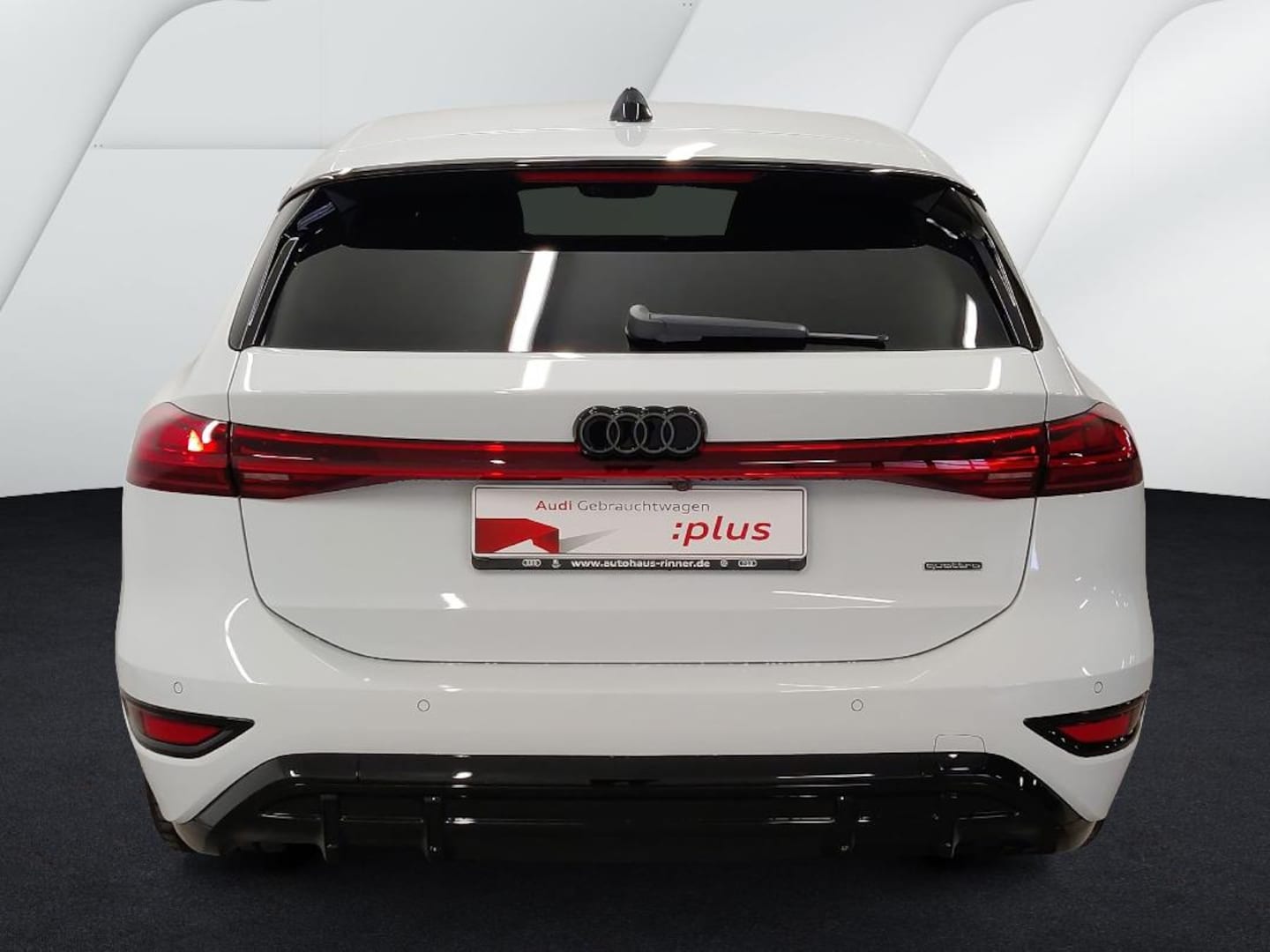 Bild über Audi A6 Avant e-tron S line business e-tron quattro 315 kW - für weitere Informationen kontaktieren Sie den Audi Partner