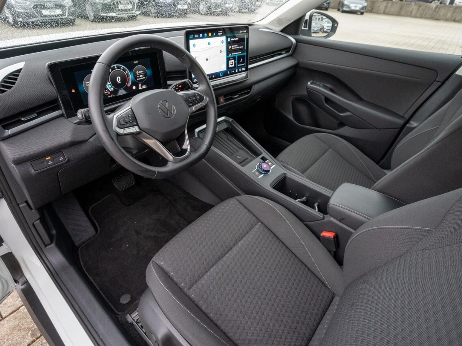 Volkswagen T-Roc – Bild 12