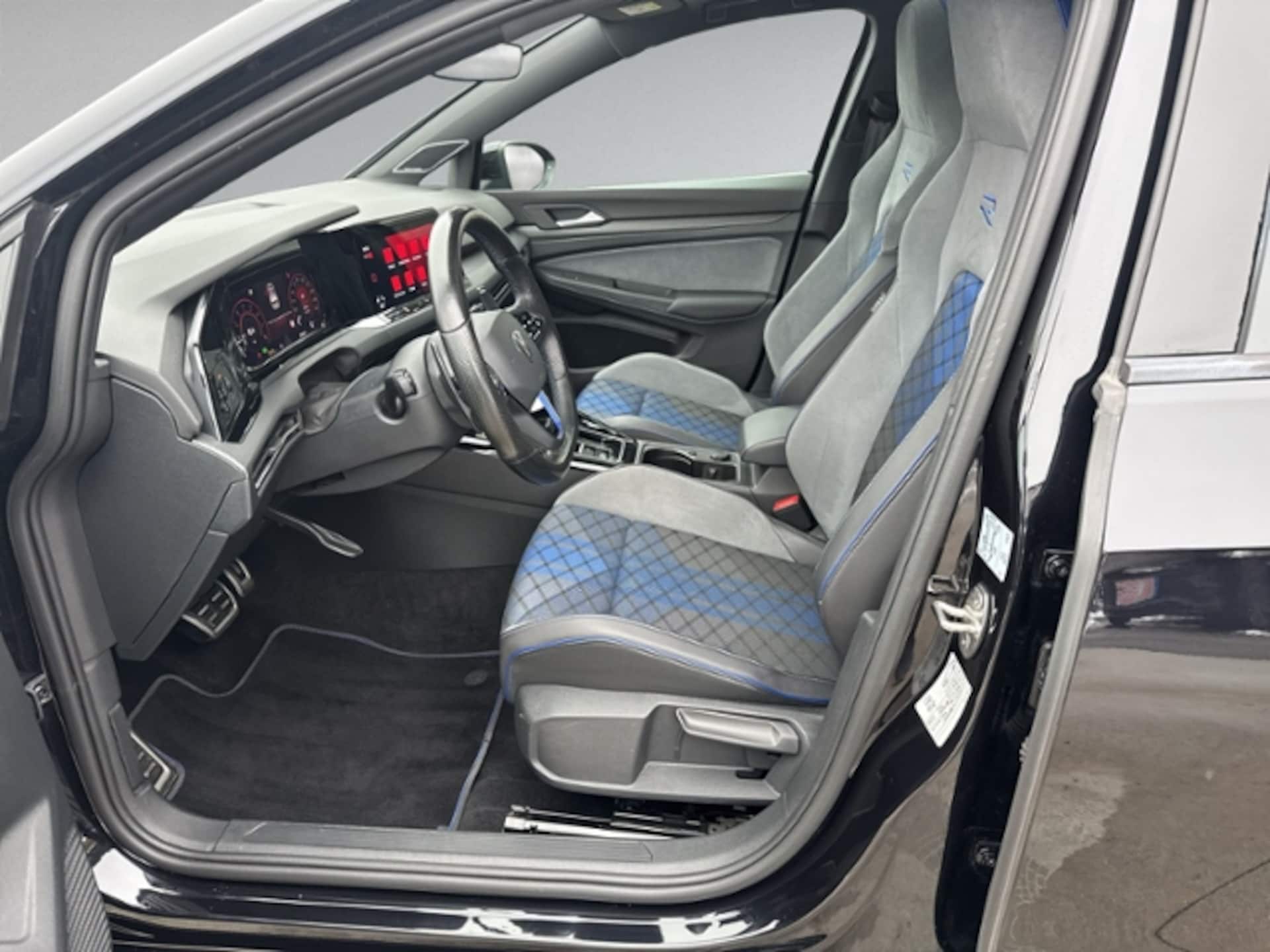Volkswagen Golf R