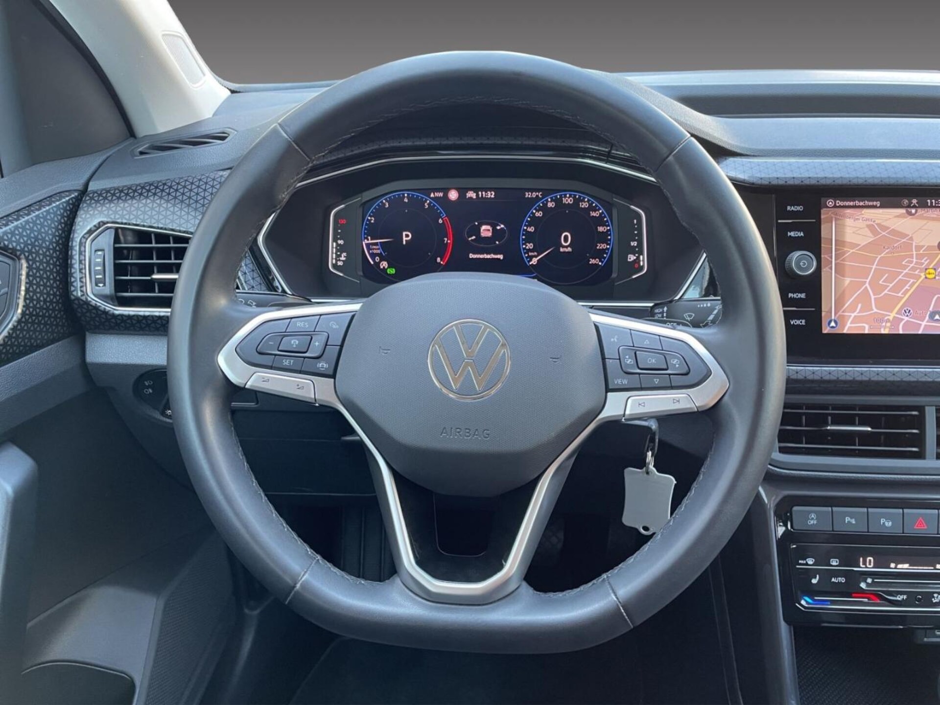 Volkswagen T-Cross Style
