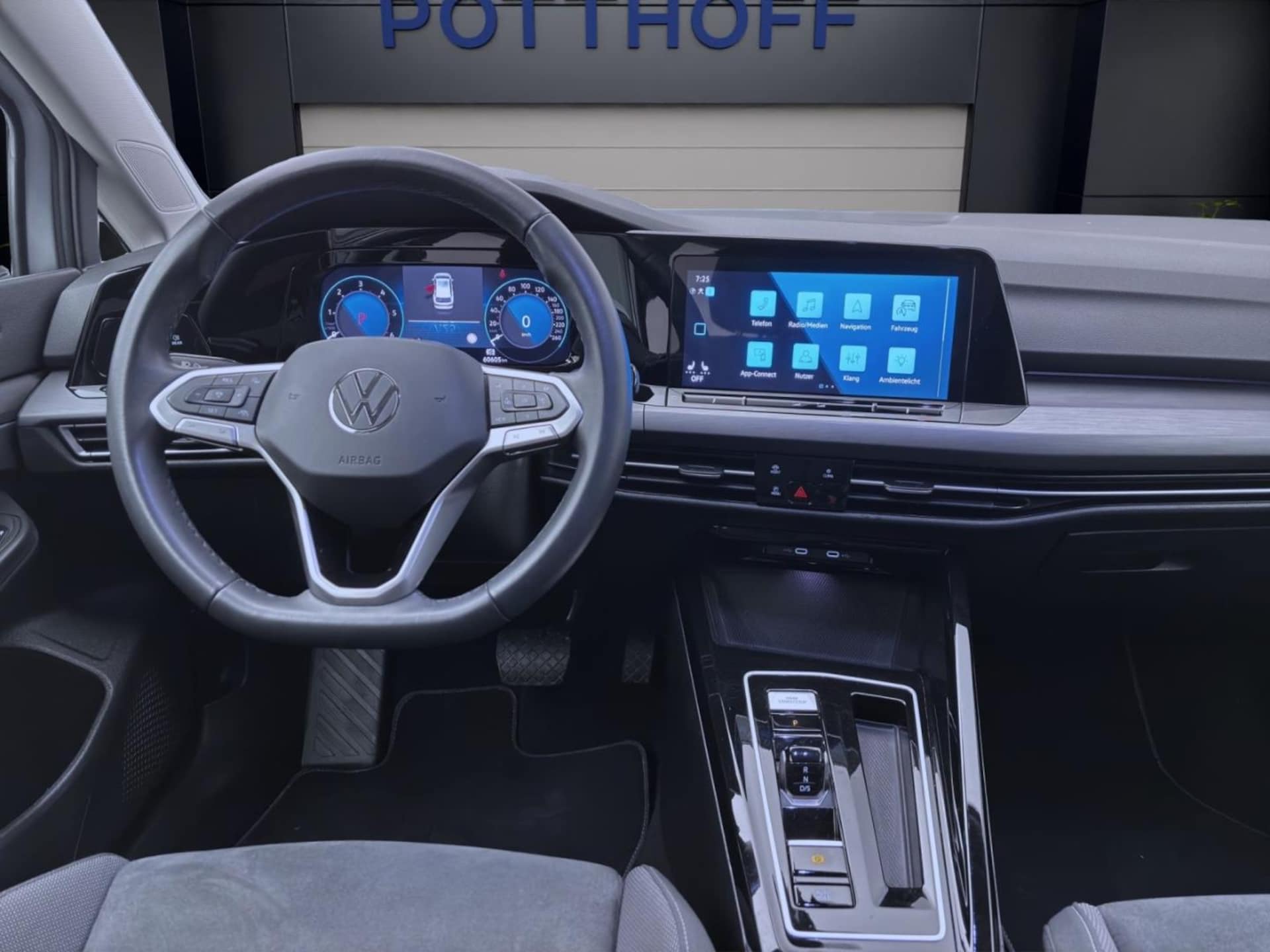 Volkswagen Golf Variant Style