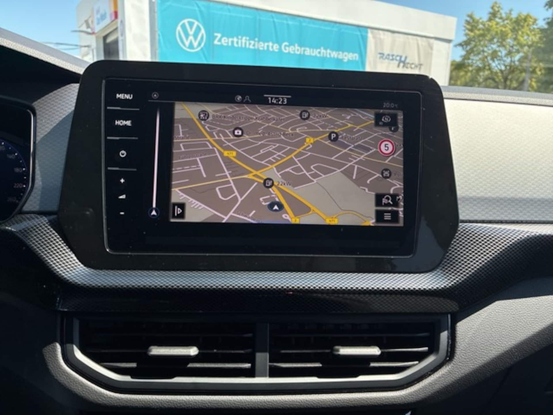 Volkswagen T-Cross Life