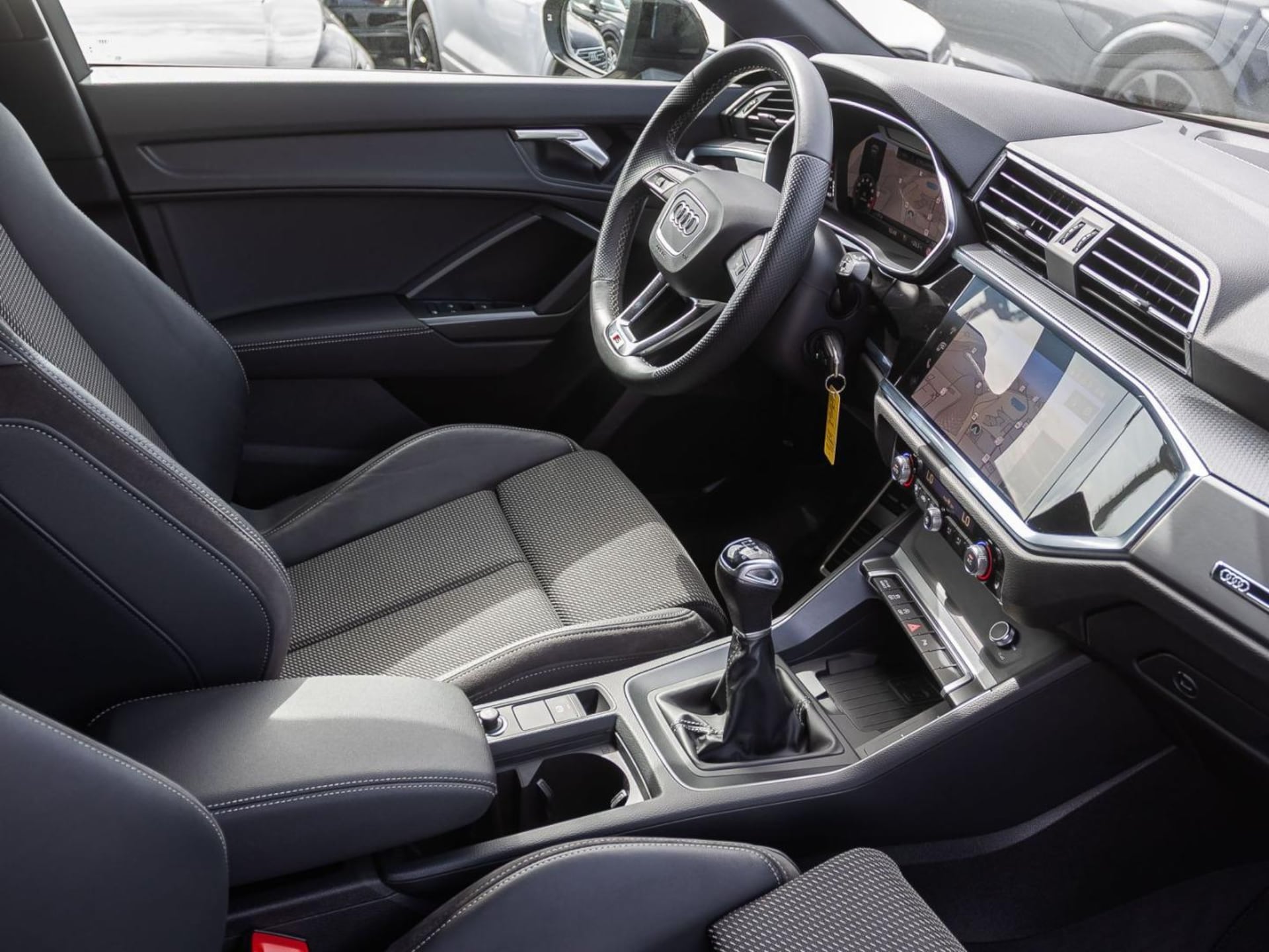 Audi Q3 Sportback S line