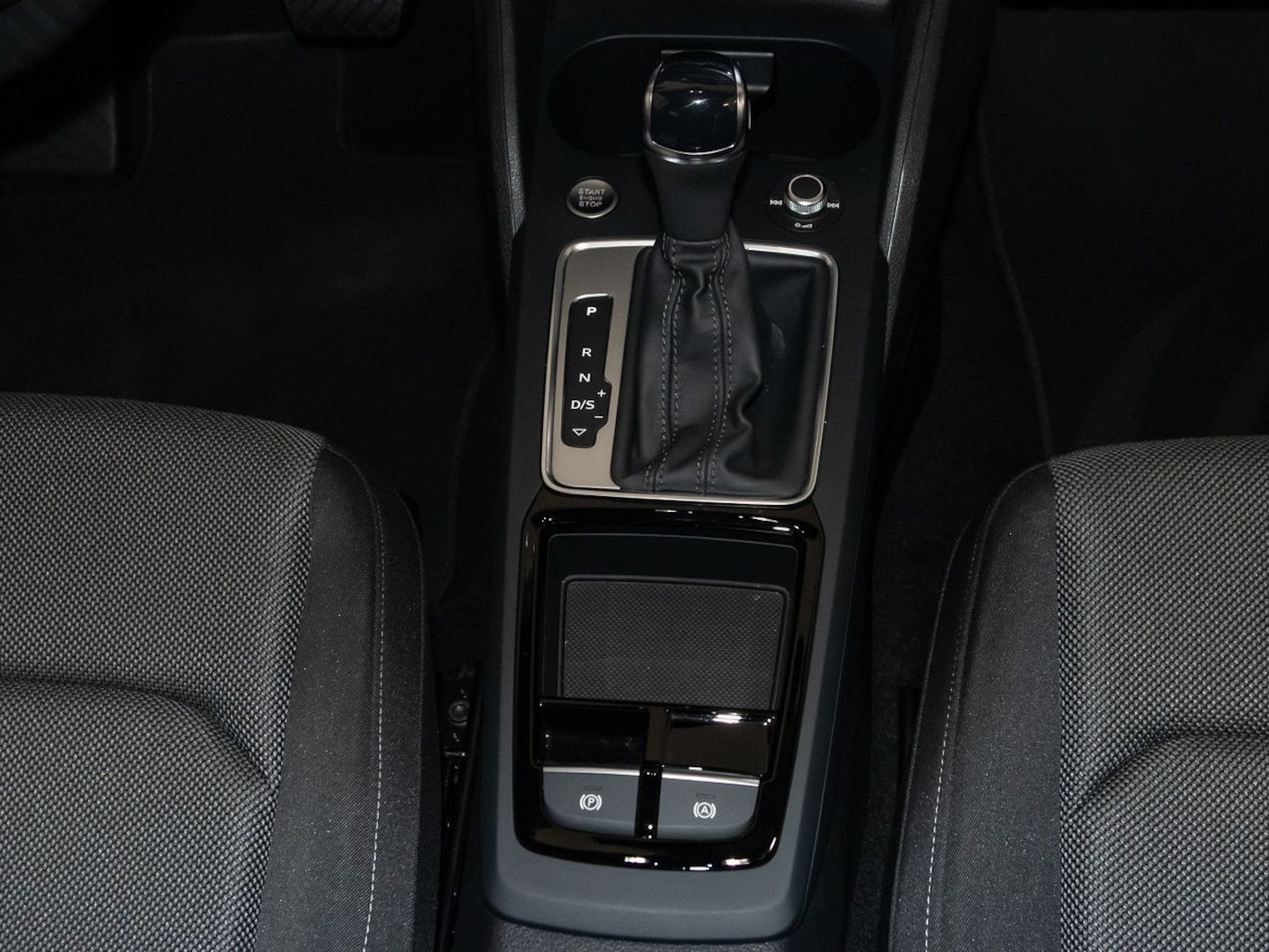 Bild über Audi Q2 S line 35 TFSI S tronic - für weitere Informationen kontaktieren Sie den Audi Partner