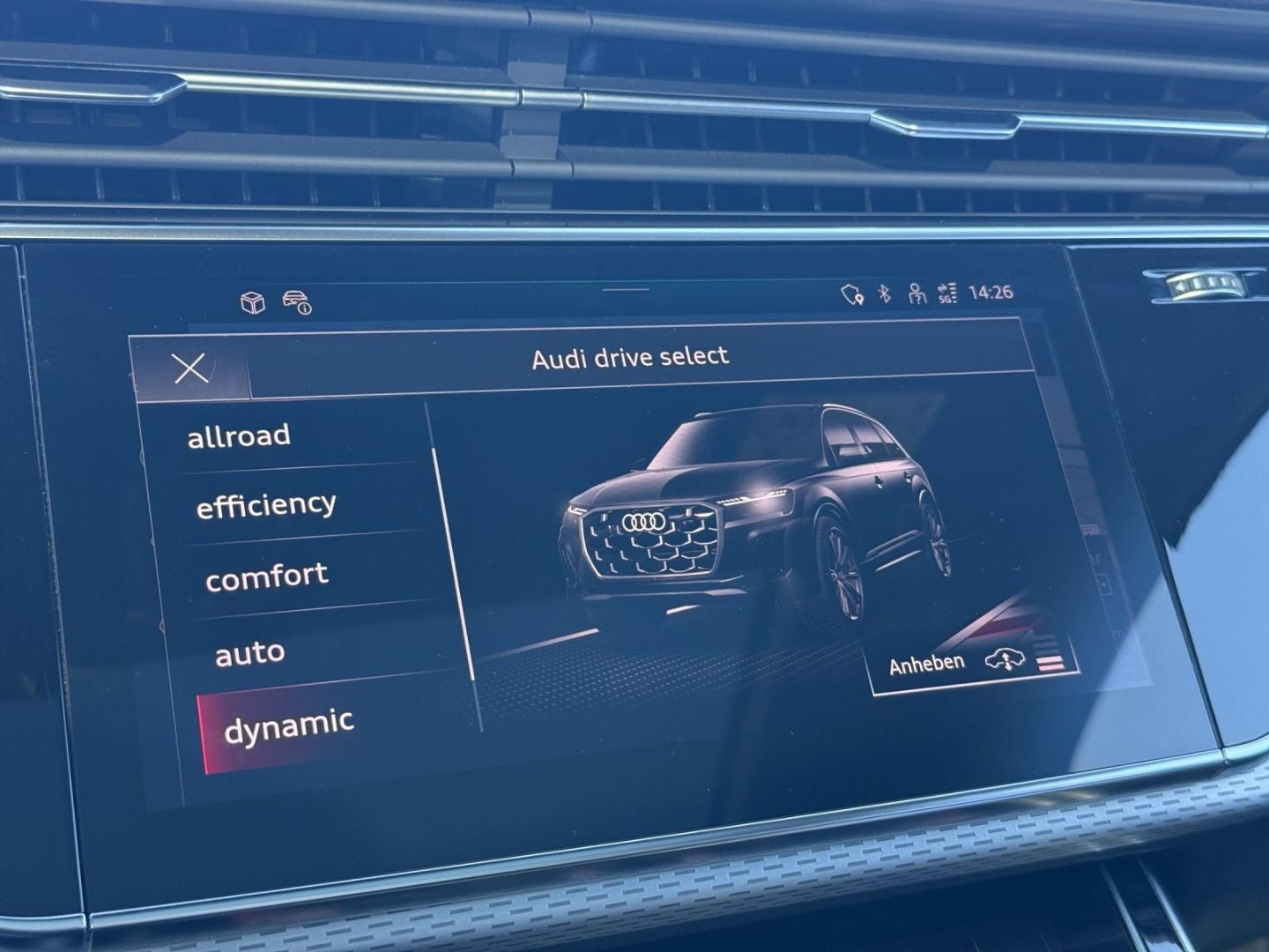 Bild über Audi Q7 SUV TFSI e S line business TFSI e quattro 290 kW tiptronic - für weitere Informationen kontaktieren Sie den Audi Partner