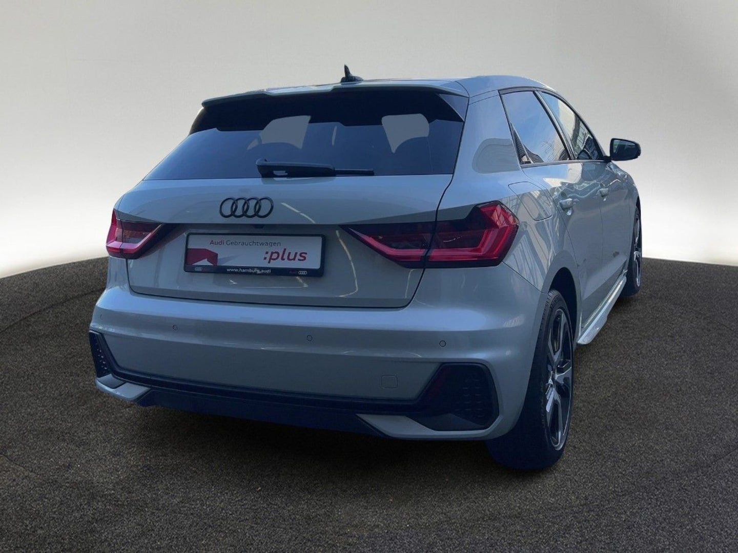 Bild über Audi A1 Sportback S line 35 TFSI S tronic - für weitere Informationen kontaktieren Sie den Audi Partner