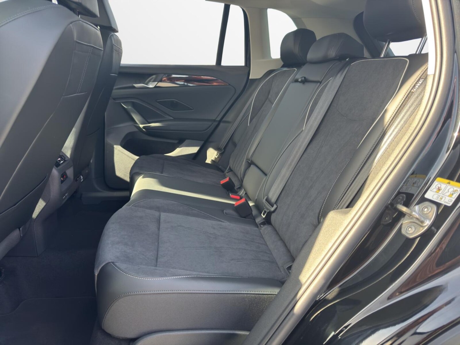Volkswagen Tiguan – Bild 11
