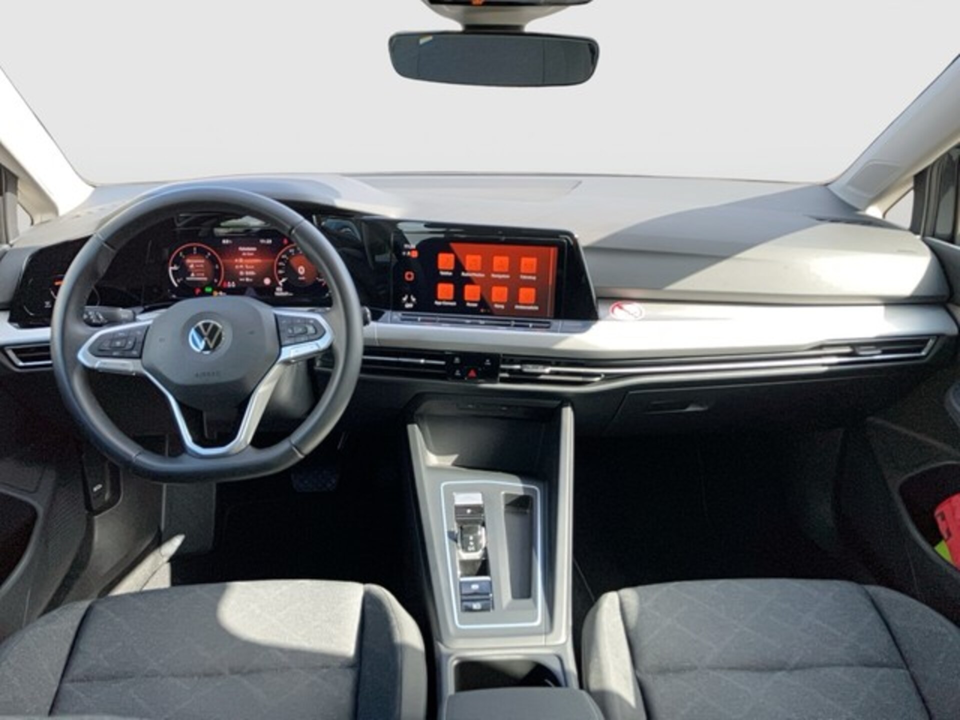 Volkswagen Golf Variant Life